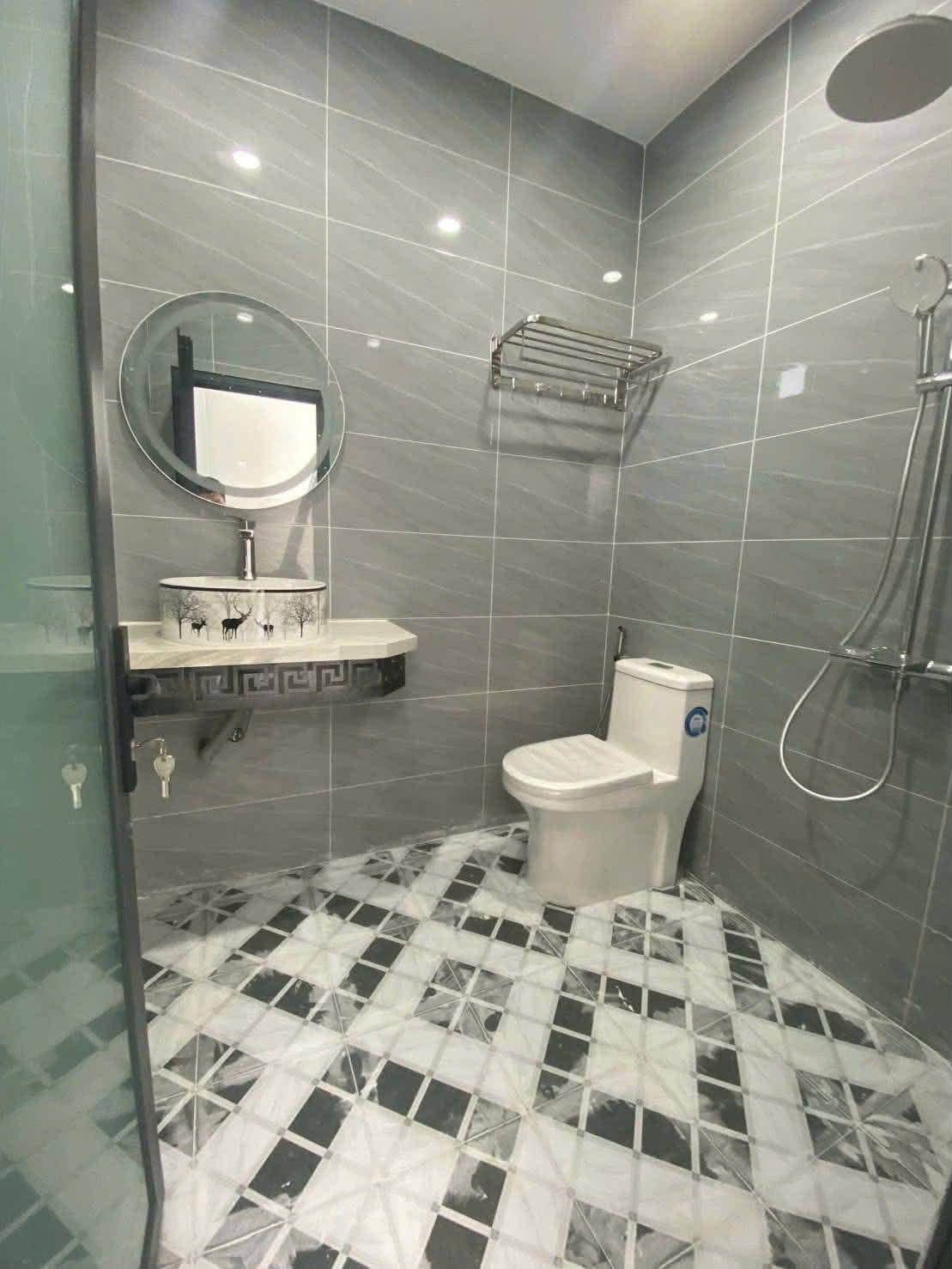 Căn hộ chung cư 140m² đẳng cấp giá chỉ 4 tỷ! 🏡✨