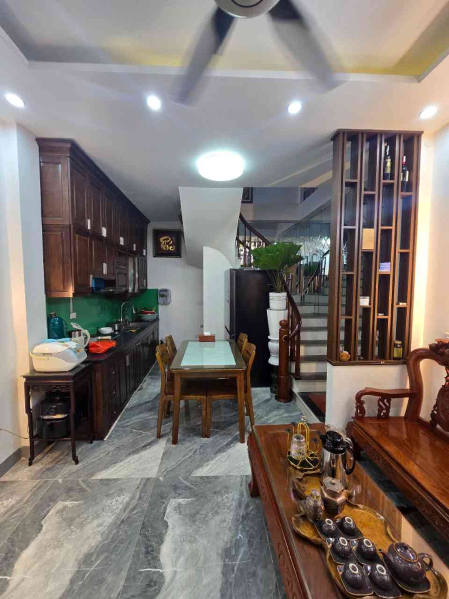 Nhà Lô Góc Hẻm 2 Mặt Thoáng - Định Cư Nghĩa Địa Sang Trọng