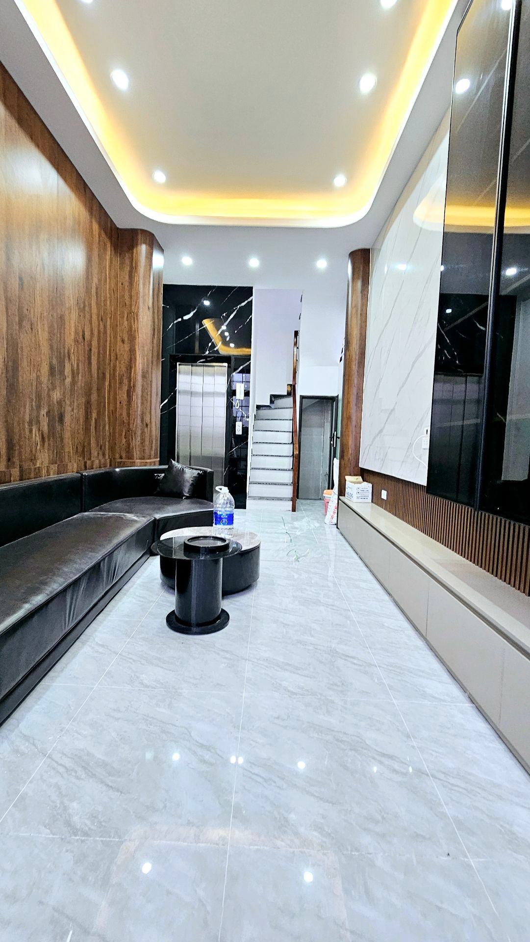 Cơ Hội Sở Hữu Ngôi Nhà Lô Góc Sang Chảnh Trung Tâm Quận Hai Bà Trưng - 9.9 Tỷ
