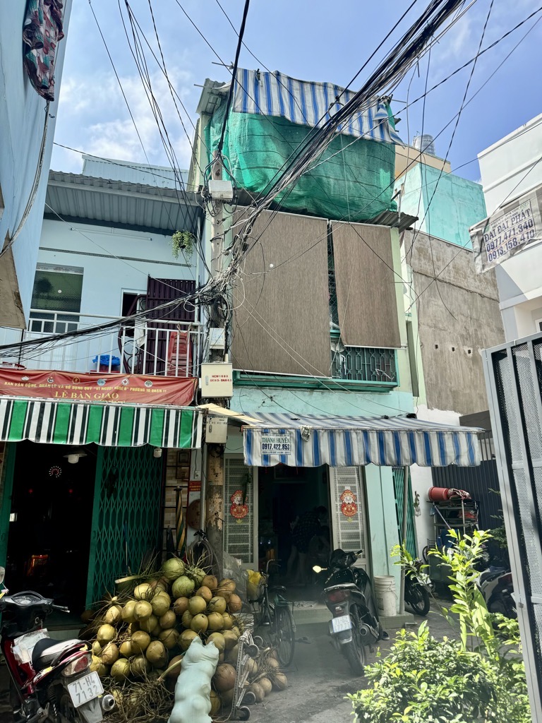 Bán Nhà Riêng 4PN - Lạc Long Quân, Quận 11 - 5.6 Tỷ, Diện Tích 51.4m², 3 Tầng