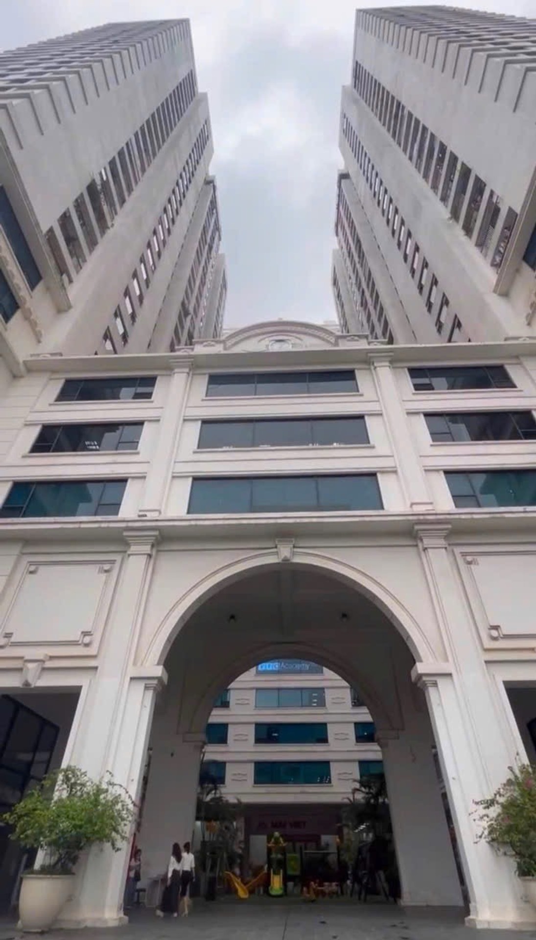 Căn hộ chung cư CC Central Point 219 Trung Kính- 67.7m² - Yên Hòa, Cầu Giấy, Hà Nội - 7.65 tỷ
