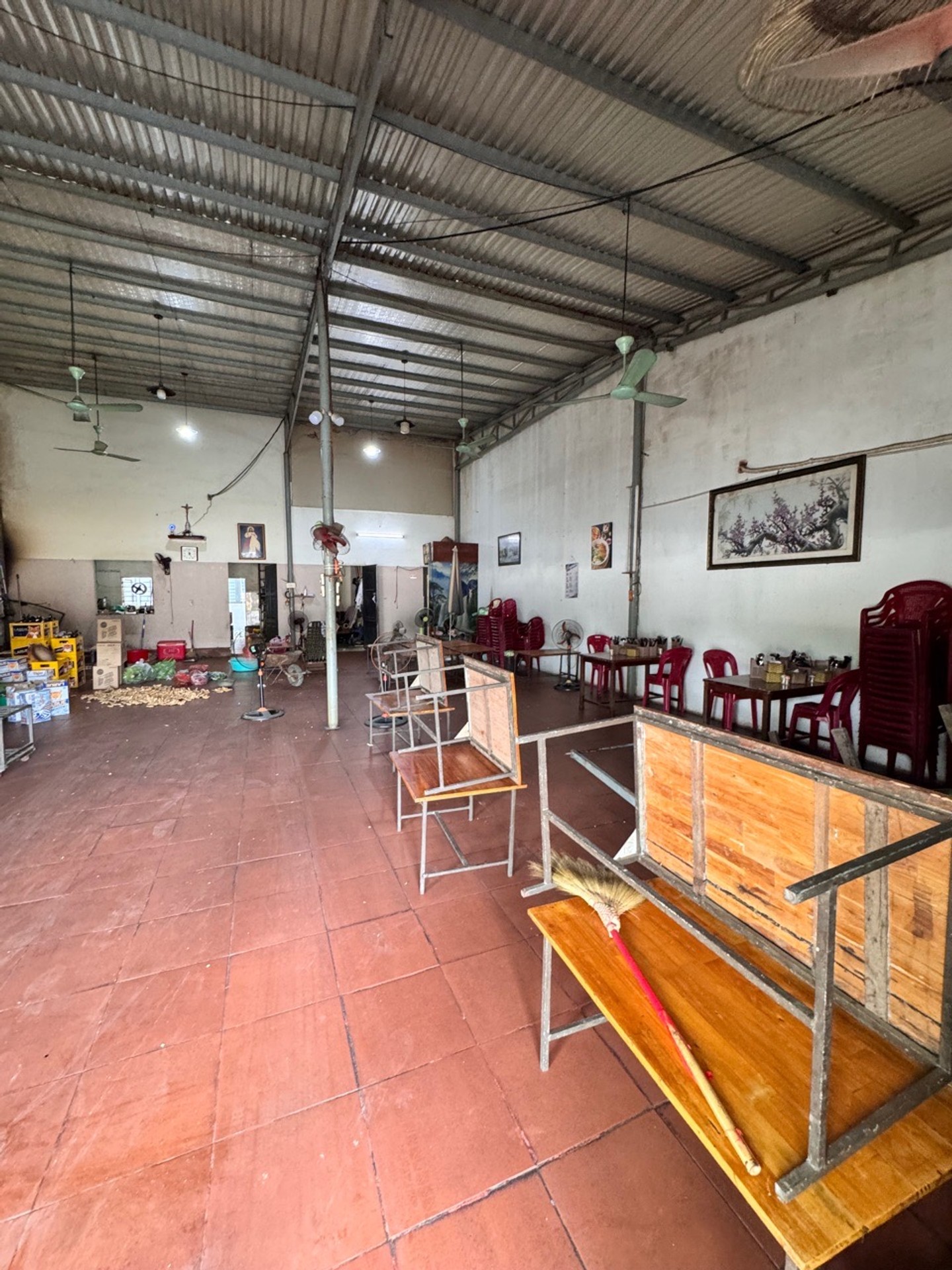 Đầu Tư Thông Minh: Nhà Mặt Phố 185m²-rộng 10m, Kinh Doanh Sầm Uất Tại Hòa Xuân, Đà Nẵng