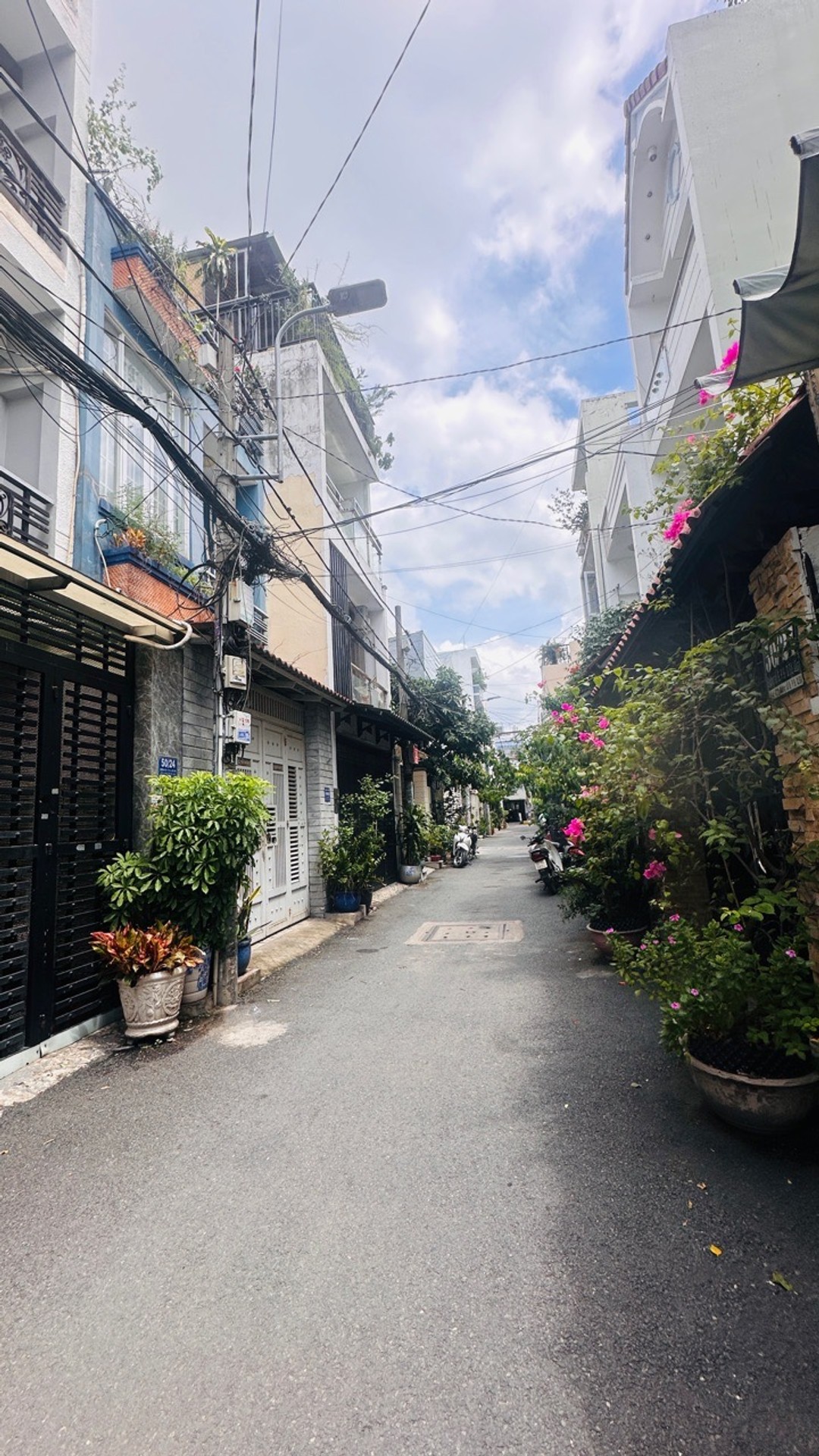 🏡 Nhà Hẻm Xe Hơi Đường Số 9 - Gò Vấp, Chỉ 7.9 Tỷ!