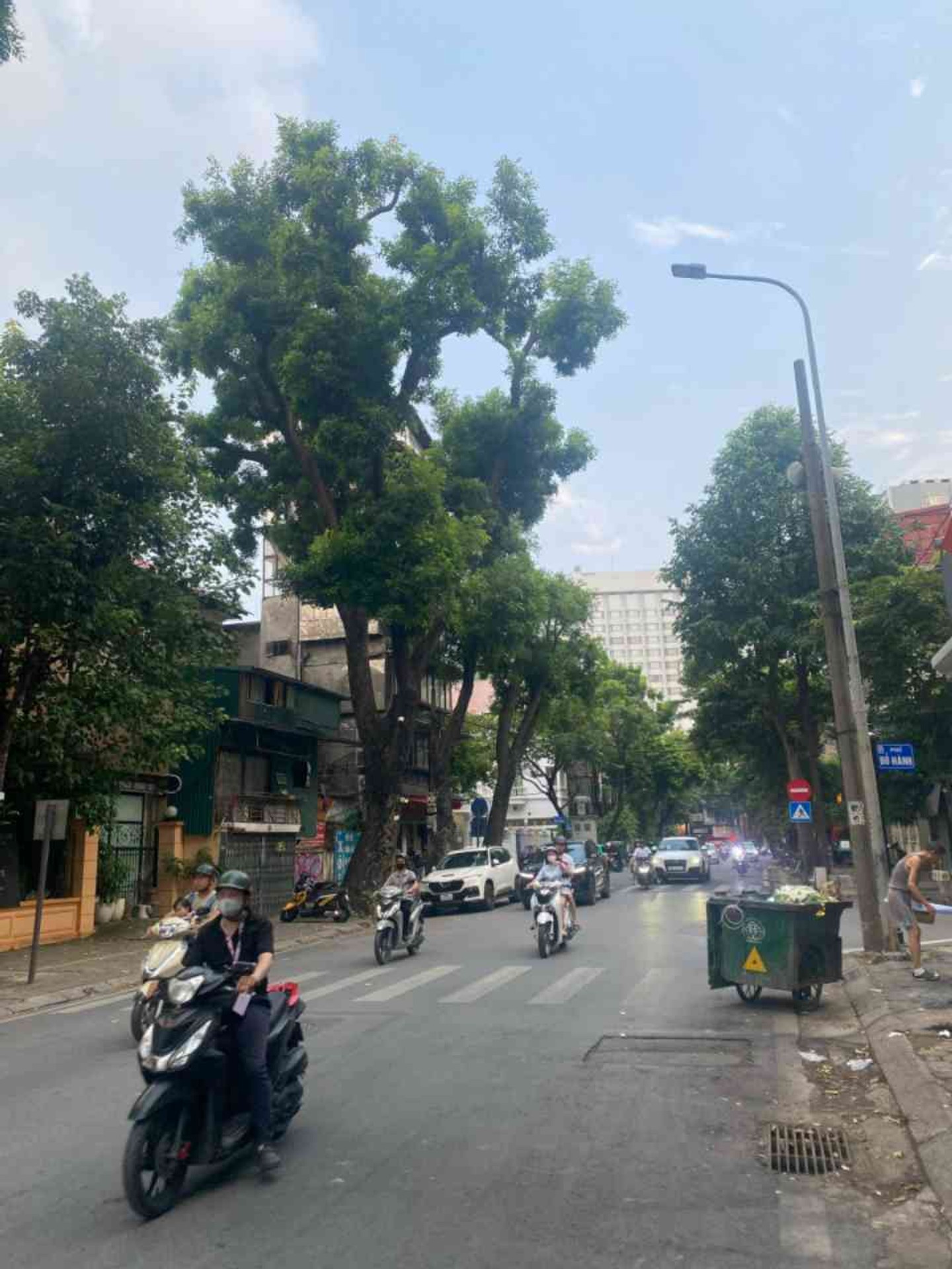 Nhà mặt phố - 129m² - Cửa Nam, Hai Bà Trưng, Hà Nội - 105 tỷ