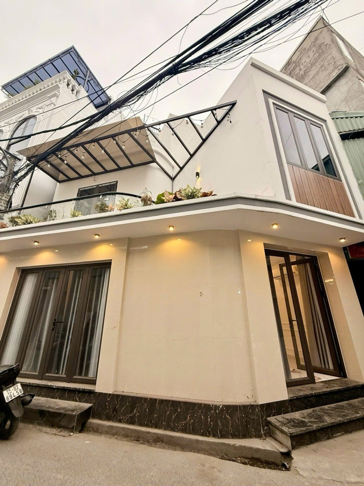 Bán nhà mặt phố Lê Chân, Hải Phòng, 40m2, 3 tầng, mặt đường tuyến 2 Hoàng Minh Thảo