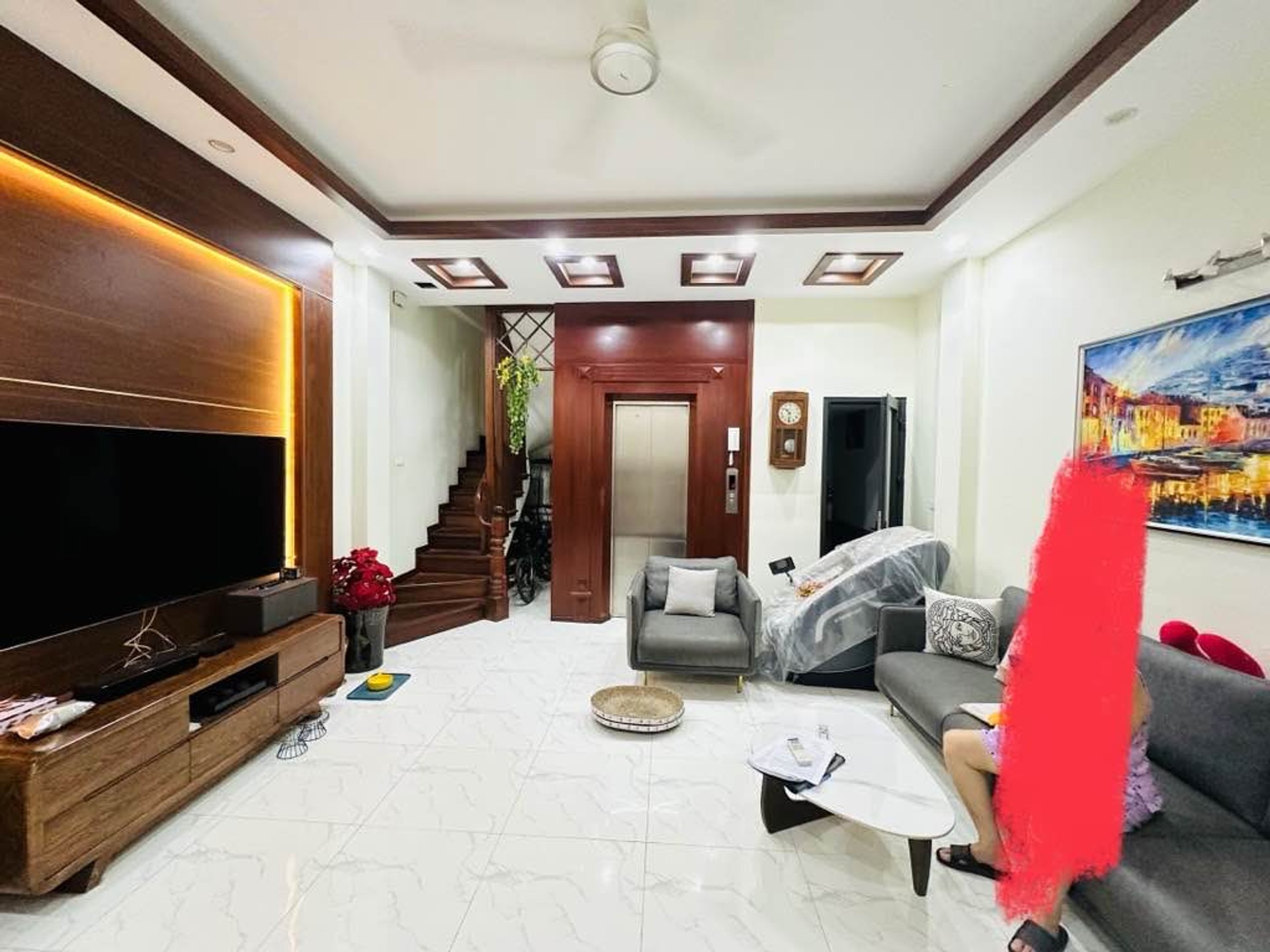 Cơ Hội Vàng Cách Phố Tây Sơn Chỉ 10M - Nhà 6 Tầng Đáng Mơ Ước Đang Đợi Bạn!