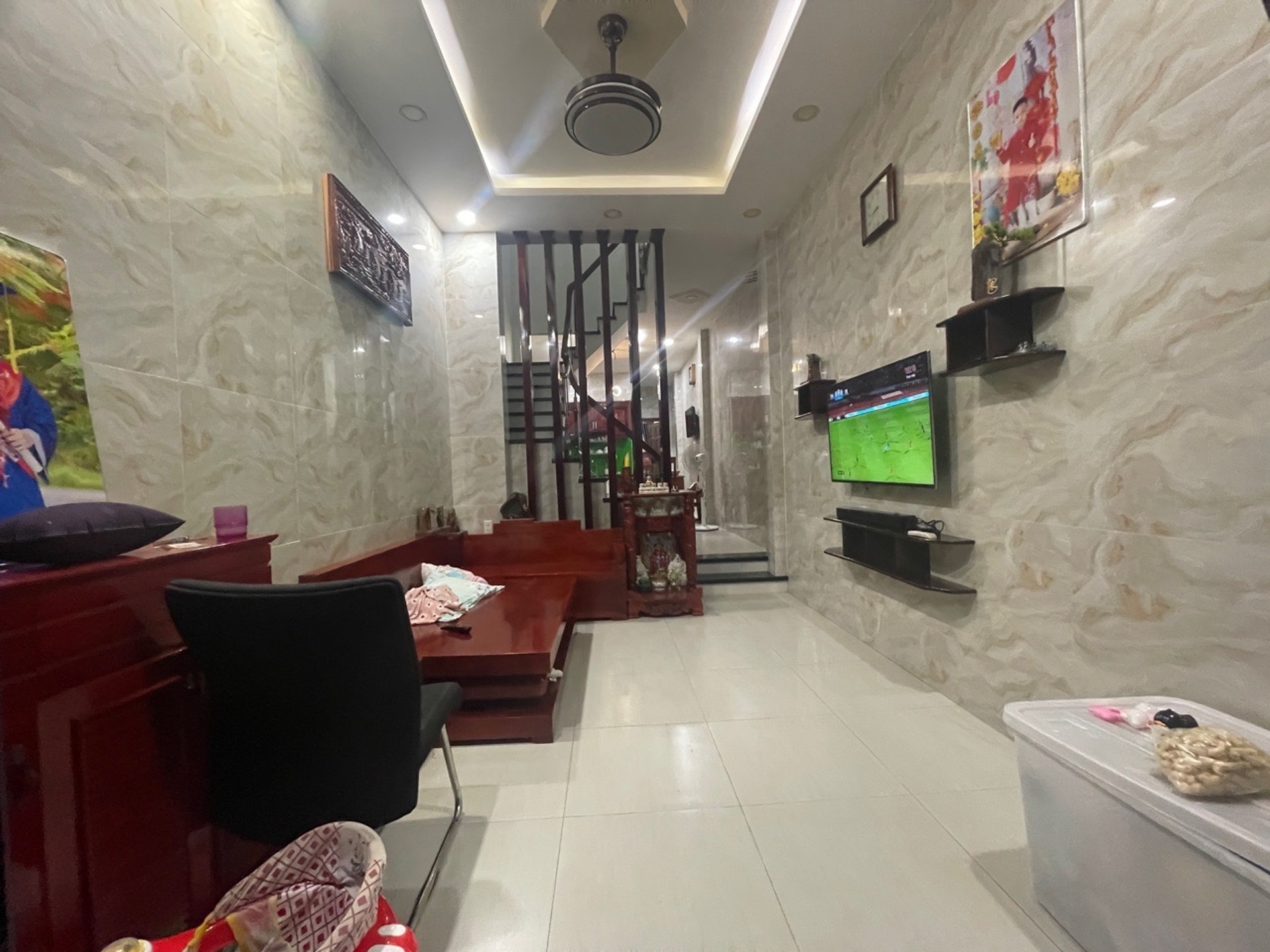 Bán nhà riêng 3 tầng 66.5m², Hóc Môn, giá 2.95 tỷ - Sổ vuông vức, vào ở ngay