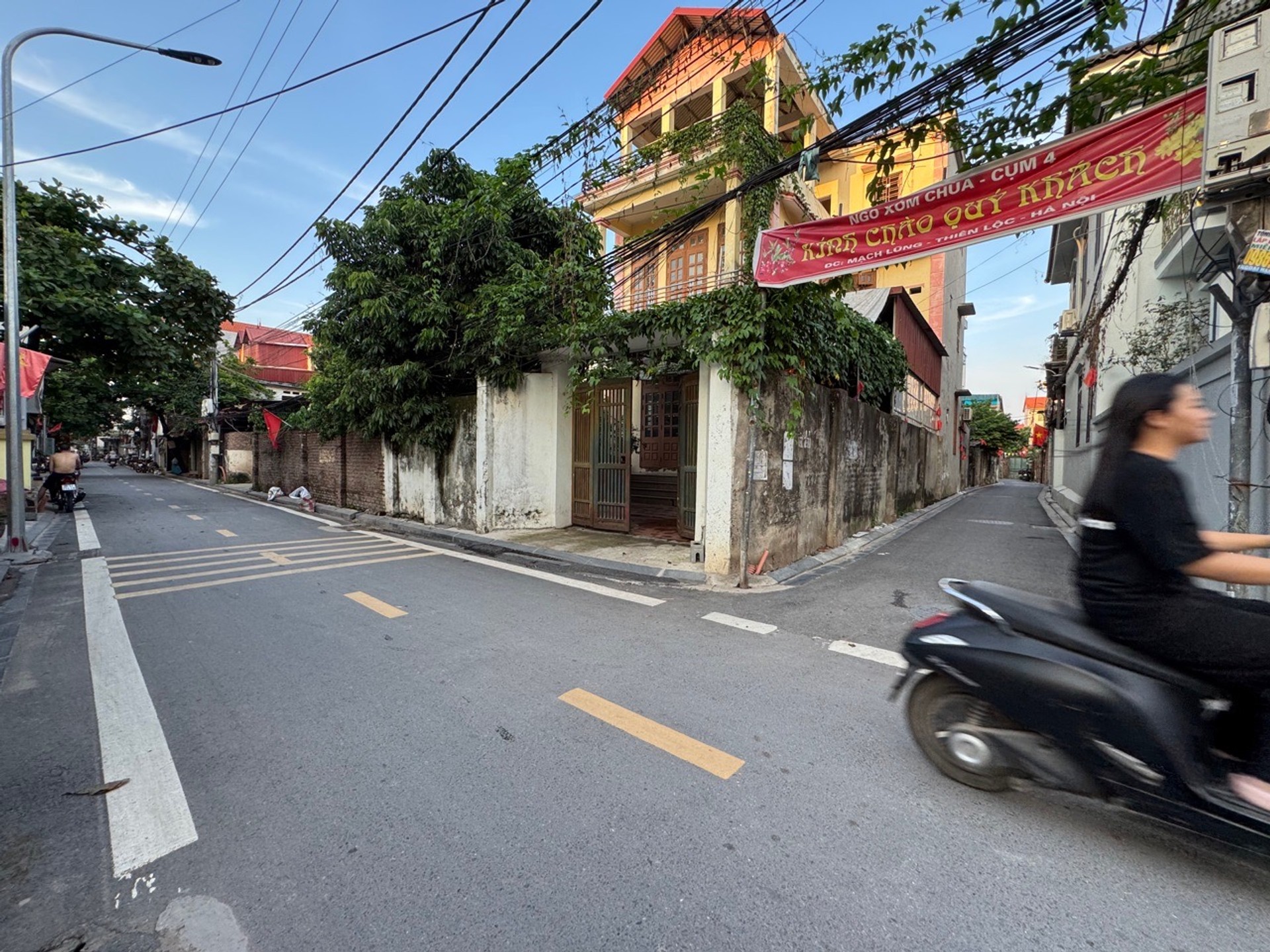 HƠN 3 TỶ – SẴN NHÀ Ở NGAY TẠI ĐẠI MẠCH