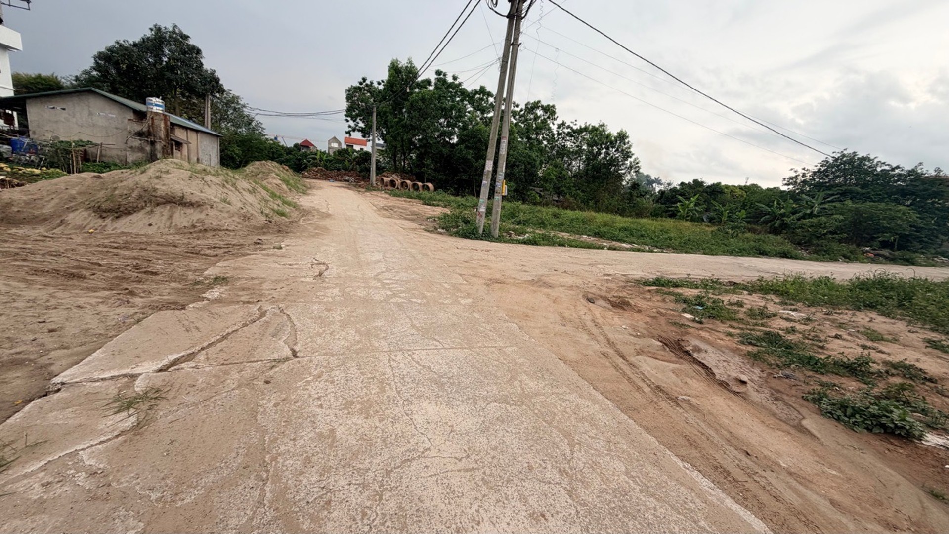 Cơ Hội Vàng: Đầu Tư Đất Đẹp 195m² Tại Thôn Ngọc Lịch - Giá Chỉ 12.15 Tỷ!
