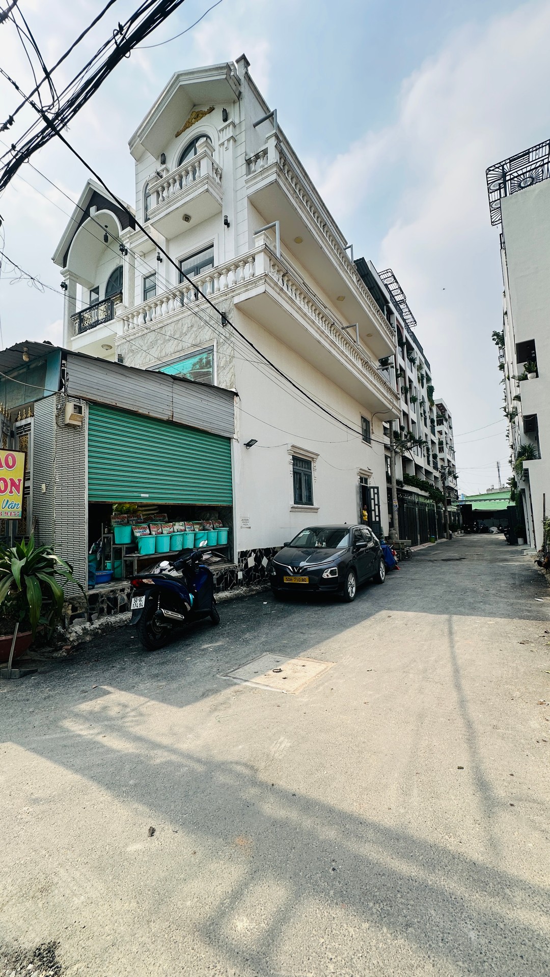 Cơ Hội Sở Hữu Nhà Đẹp 4 Tầng - Đầu Tư Triển Vọng Tại Quận 12, TP HCM