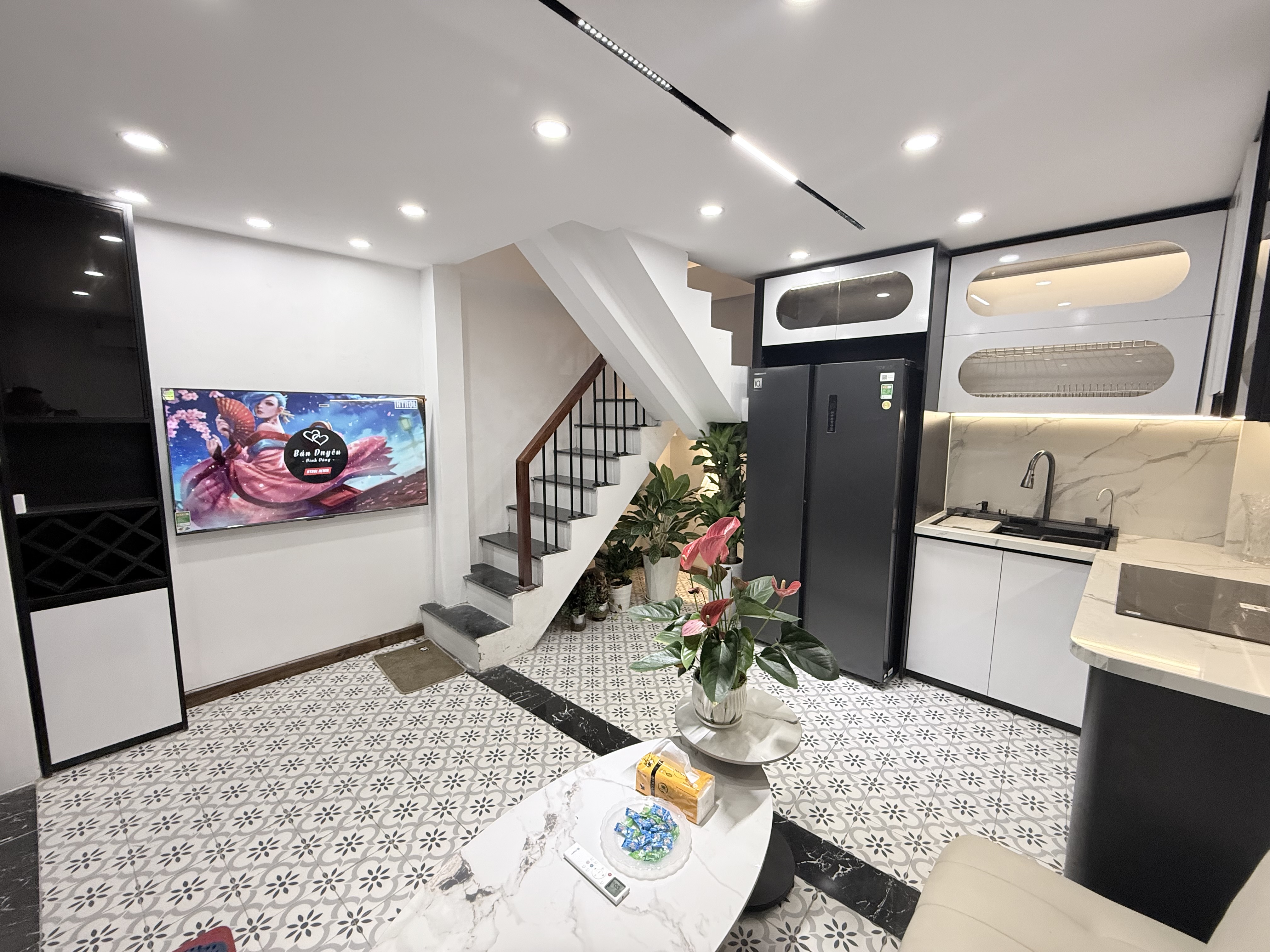 Nhà riêng 5 tầng, 16.5m², mặt tiền 4.2m, Bạch Mai, Hai Bà Trưng - 5.68 tỷ