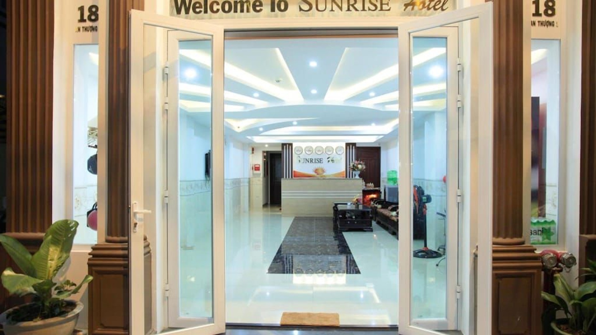 BÁN KHÁCH SẠN – 8 TẦNG – PHỐ TÂY AN THƯỢNG – 0762,658,925 - 44 tỷ