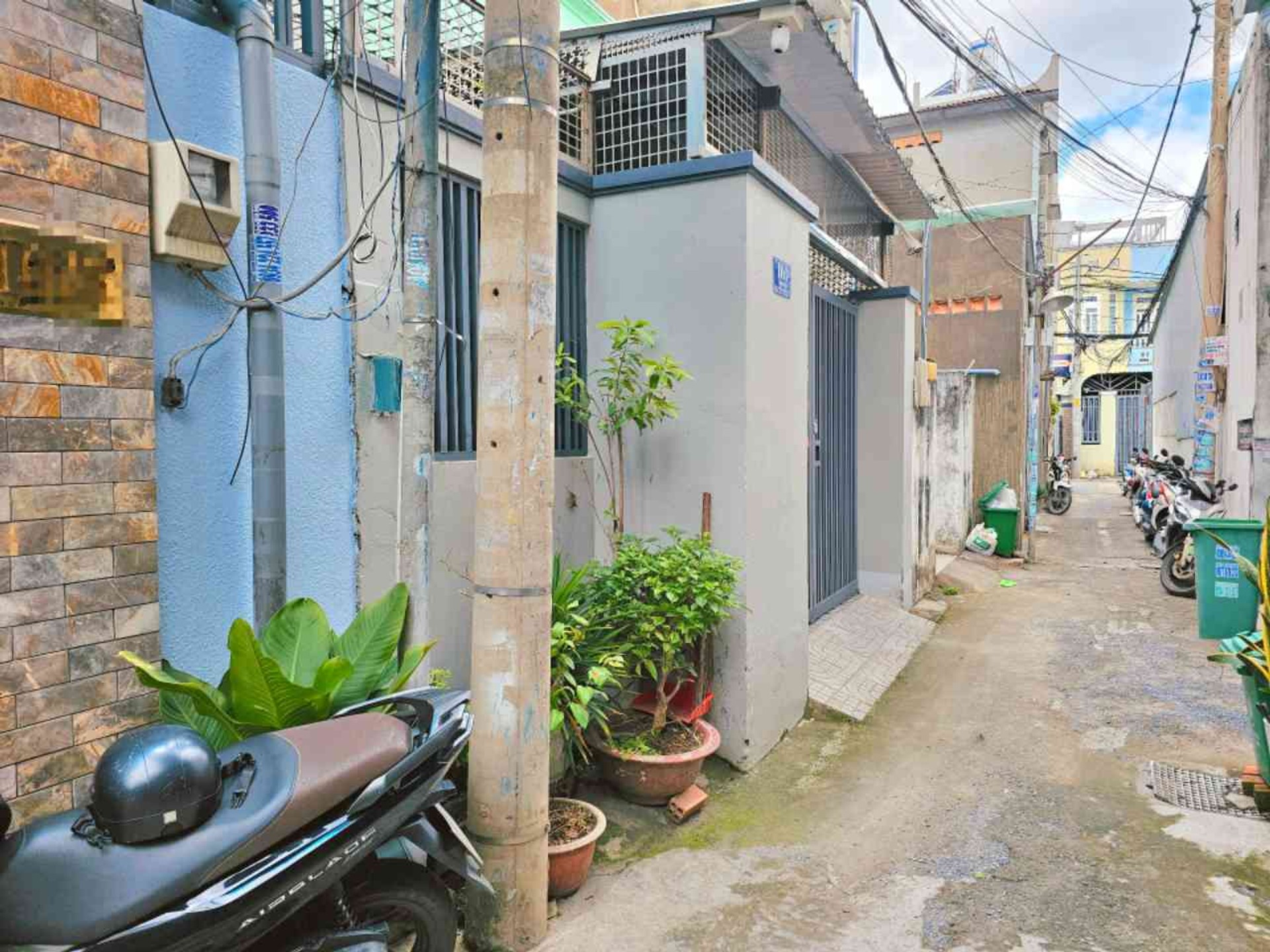 Nhà trong ngõ, ngách, hẻm - 77m² - Phước Long, Quận 9, TP Hồ Chí Minh - 6.9 tỷ