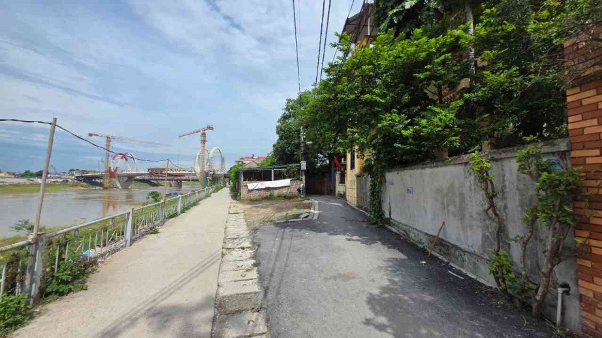 Đất Bán 76.9m² Tại Hà Huy Tập, Hai Mặt Tiền View Sông Đuống - Giá 8.3 Tỷ