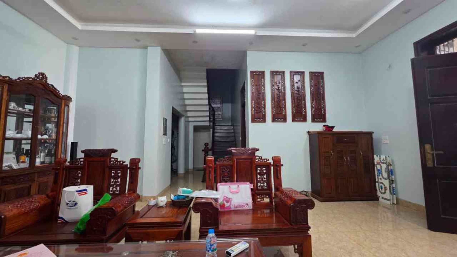 Nhà Đẹp 3 Mặt Thoáng Tại Đức Giang - 169.5m² - Giá 45.5 Tỷ VNĐ