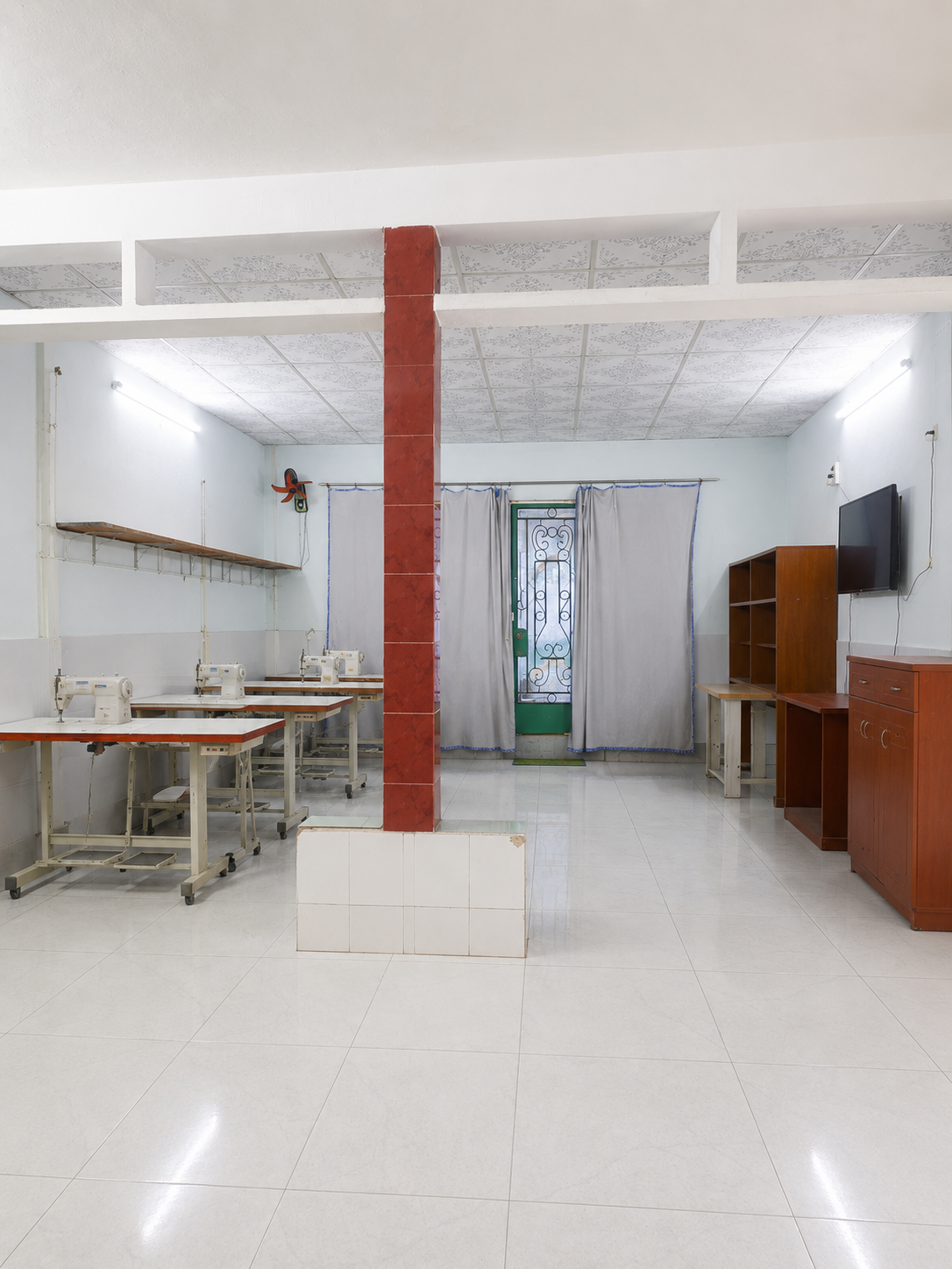 Nhà 3 mặt tiền, hẻm xe hơi - Diện tích 89m² chỉ 5 tỷ!