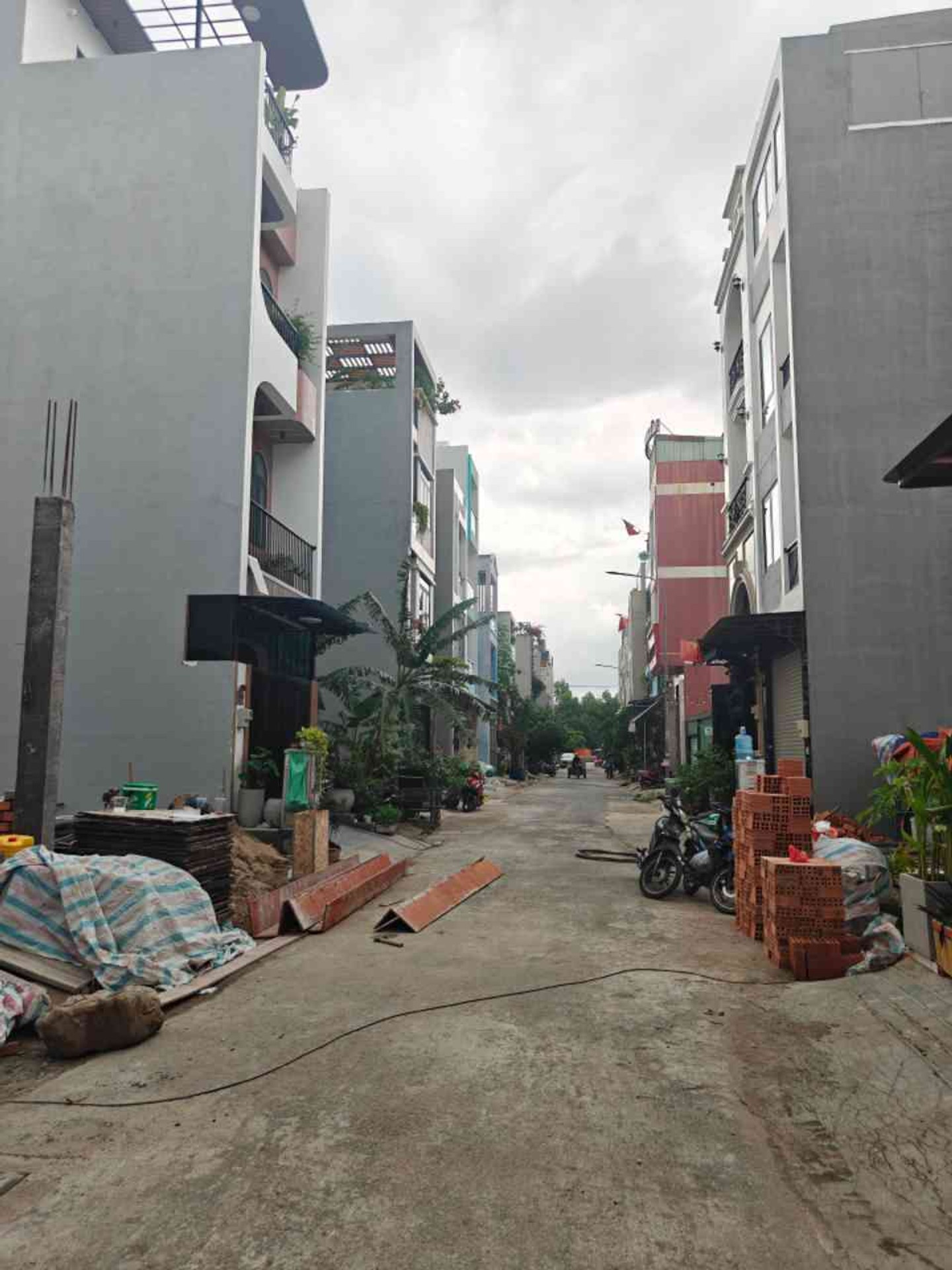 Nhà mặt phố 52.5m² khu Bình Tân, sổ hồng pháp lý đầy đủ, giá 4.1 tỷ