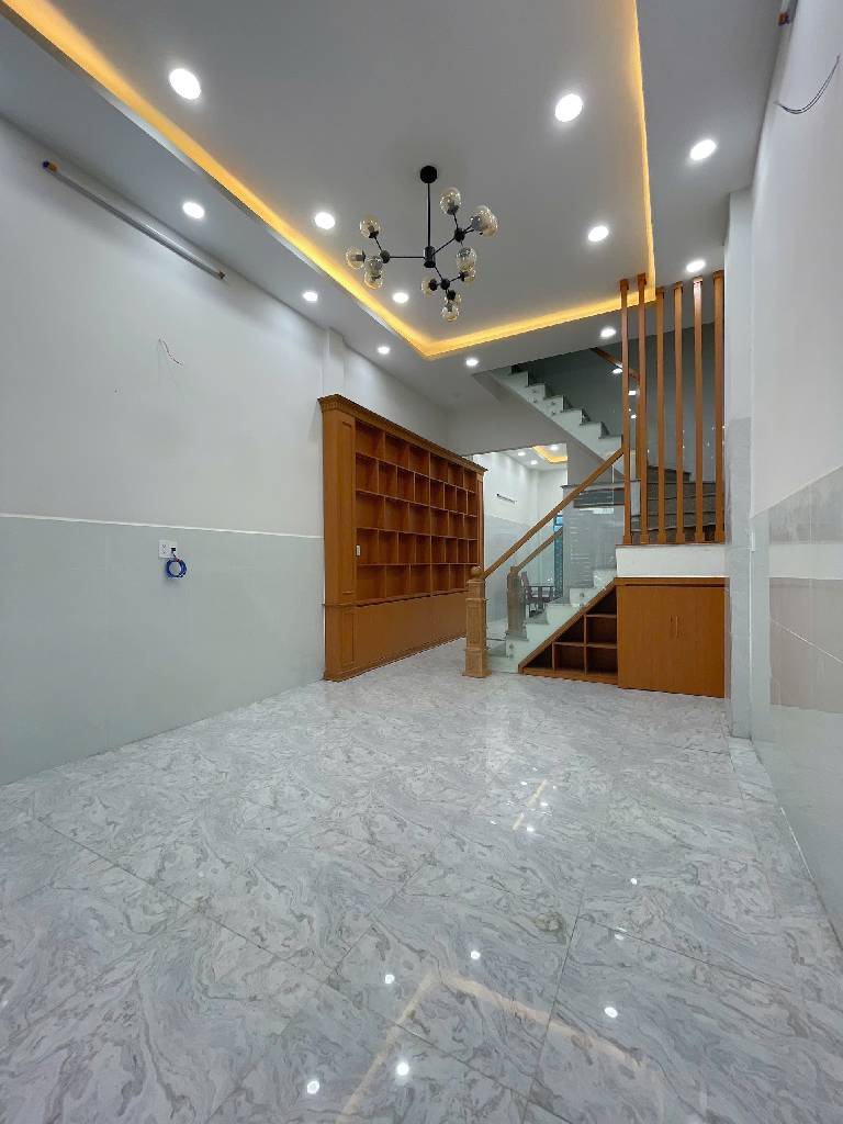 BÁ.N NHÀ ĐẸP CẠNH TÂ.N KỲ TÂN QUÝ - ĐƯỜNG XE TẢI - 4PN - ( 4X17M ) CHỈ 5x$