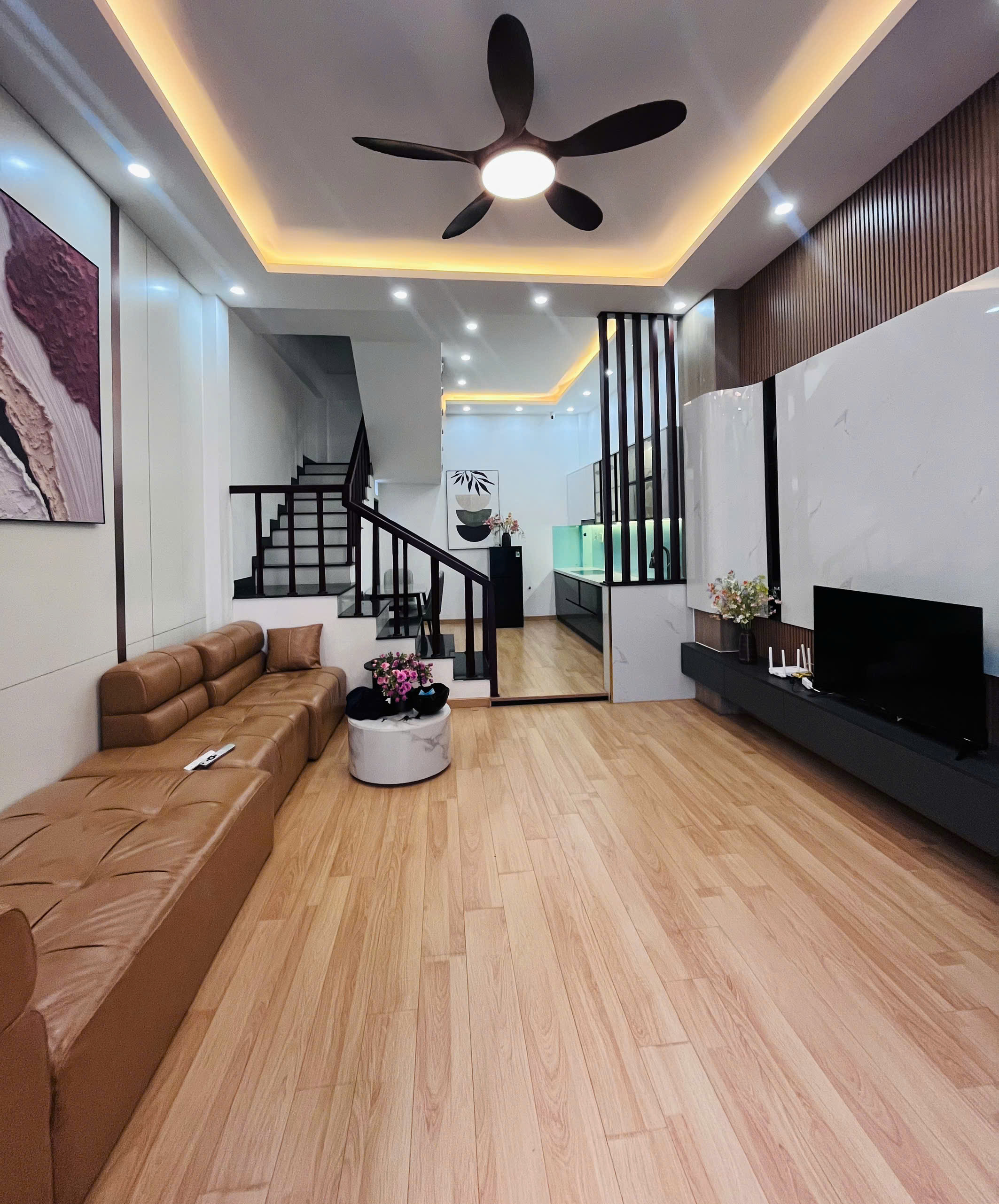 HIẾM - NHÀ MẶT TIỀN BÌNH AN 7 - 3 TẦNG - NGANG 4,3M - NHỈNH 5 TỈ CÓ THƯƠNG LƯỢNG