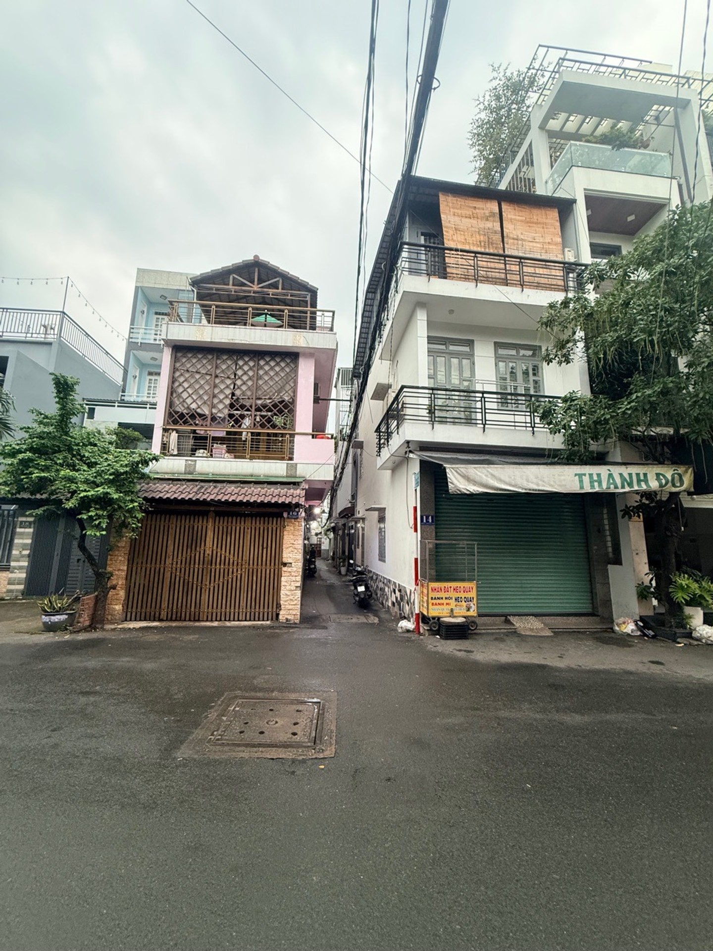Nhà 2 tầng xinh xắn gần công viên Làng Hoa, Gò Vấp
