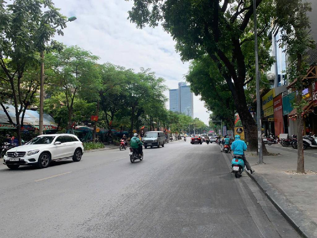 Biệt thự liền kề tại Huỳnh Thúc Kháng - 100m², giá giảm còn 75 tỷ