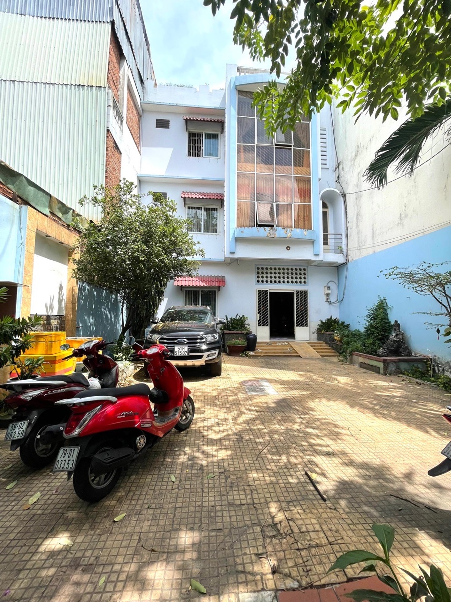 Bán nhà mặt phố 406m² Tân Sơn Nhì, Ngang 9m, 3 Tầng, chỉ 36.5 tỷ