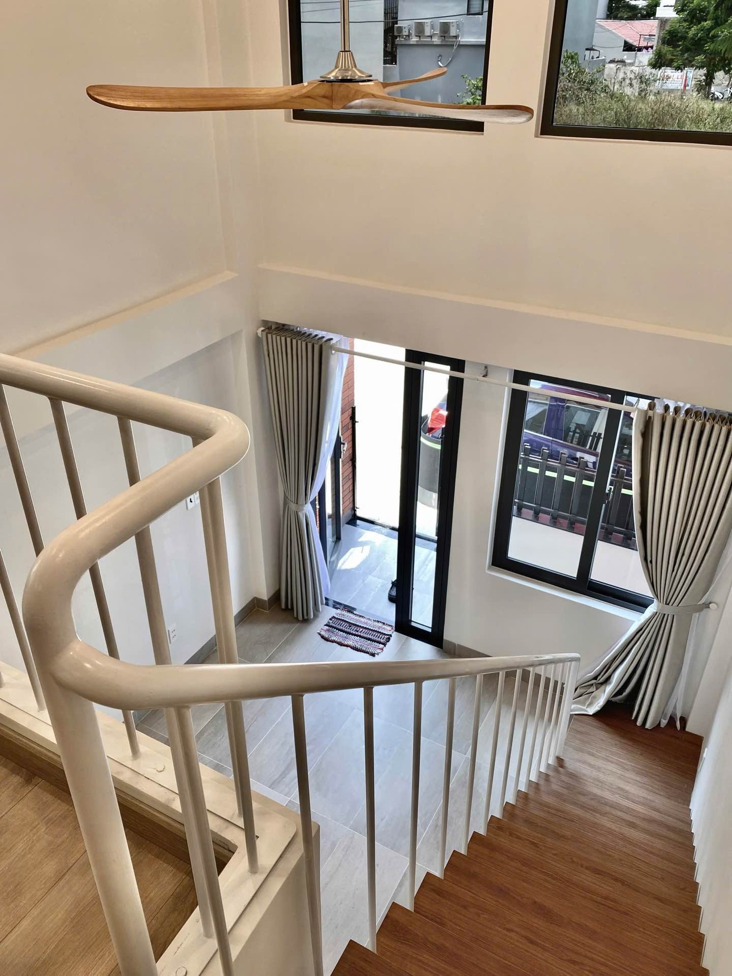 TÒA CĂN HỘ GÓC 2 MẶT TIỀN BIỂN MỸ KHÊ – DOANH THU 70TR/THÁNG – GẦN 148.5m² - 33 tỷ 0762,658,925