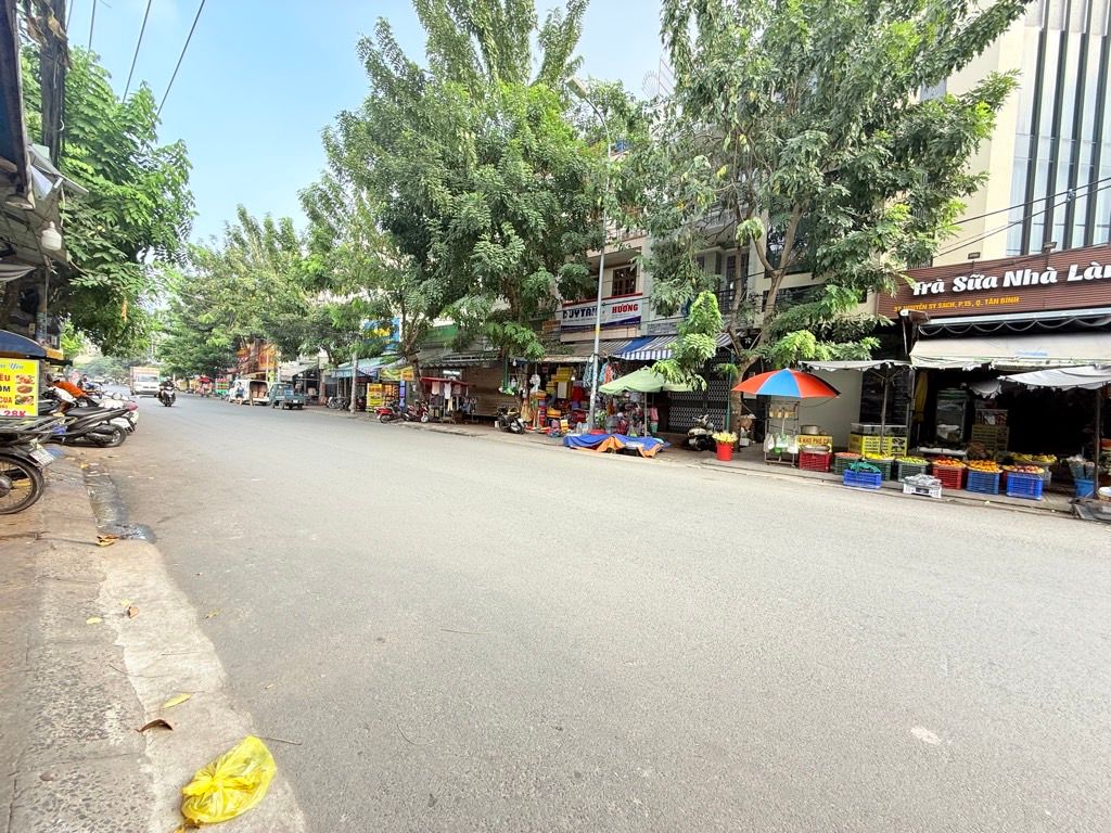 Nhà mặt phố 177.6m² Tân Sơn, Tân Bình - Giảm giá 28.5 tỷ