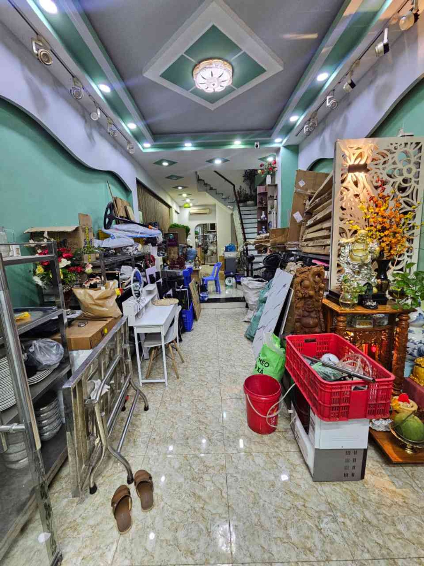 Nhà mặt tiền Lê Cơ, Quận Bình Tân, 80m2, 4 tầng. Giá 12.9 tỷ