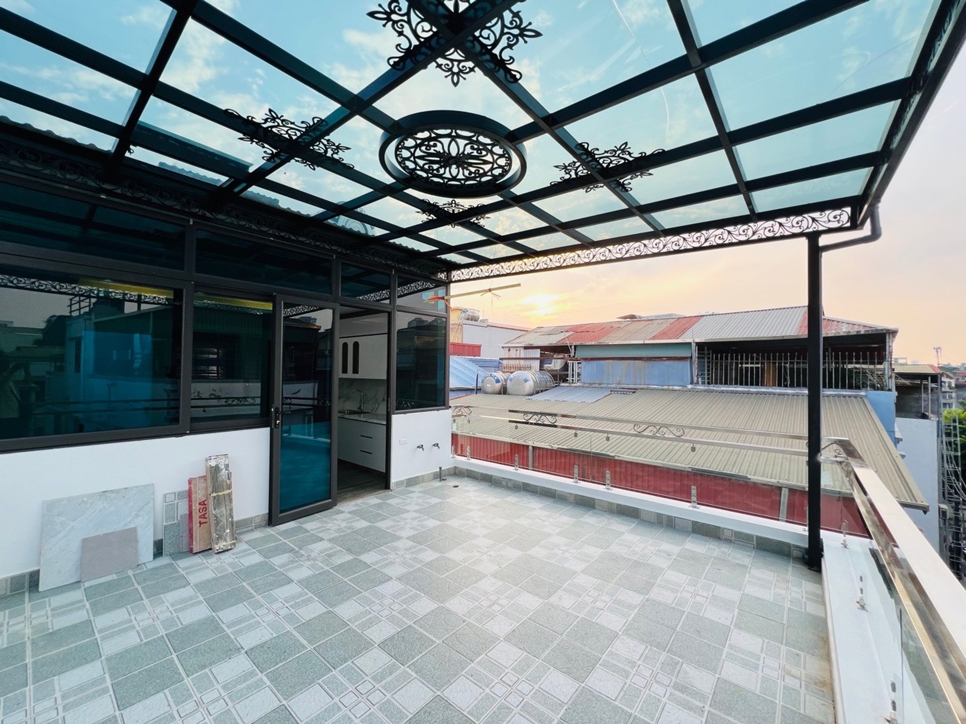 Bán nhà 5 tầng Bằng Liệt 49.7m² - Giá 12.9 tỷ