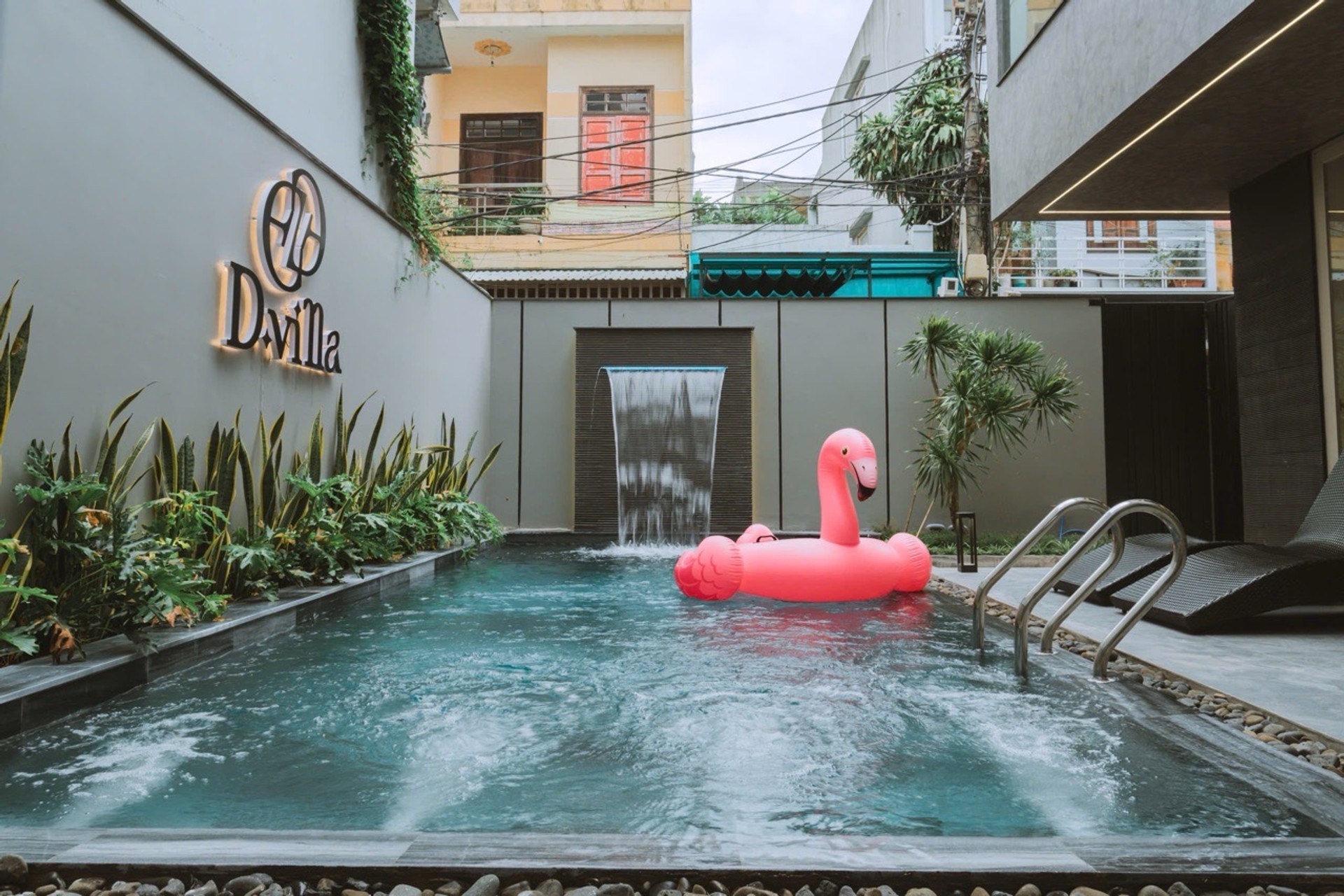 DÒNG TIỀN ~2.2 TỶ/NĂM
0762 658 925 | 🌊 VÀI BƯỚC RA BIỂN MỸ 180m² - Sơn Trà, Đà Nẵng - 29.5 tỷ