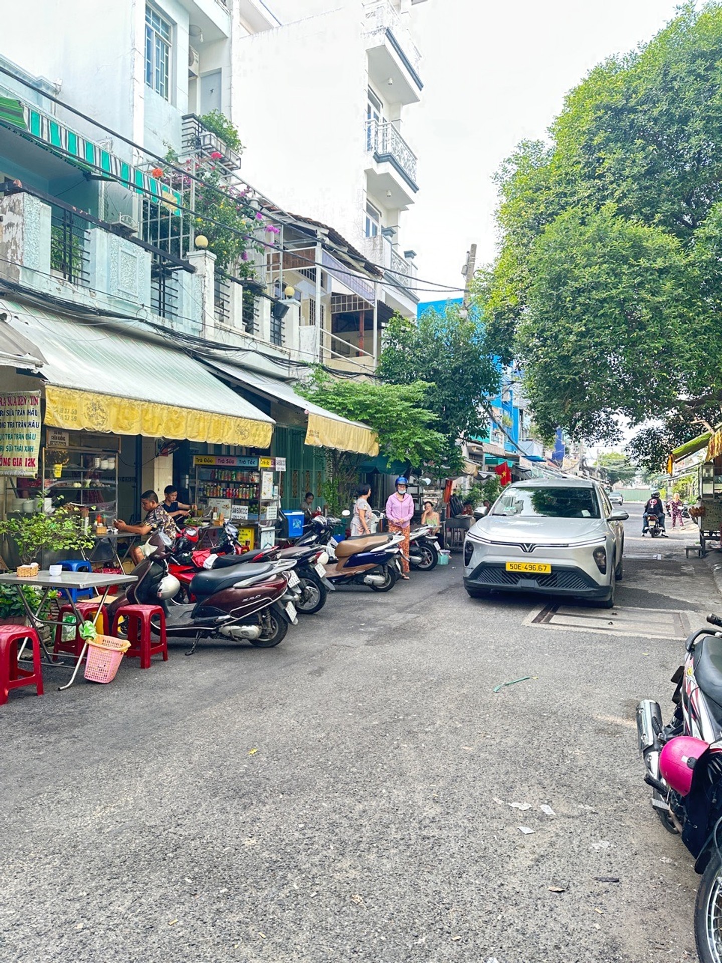 🏠 Nhà Mặt Phố Chánh Hưng - Giá Tốt Chỉ 7.3 Tỷ!