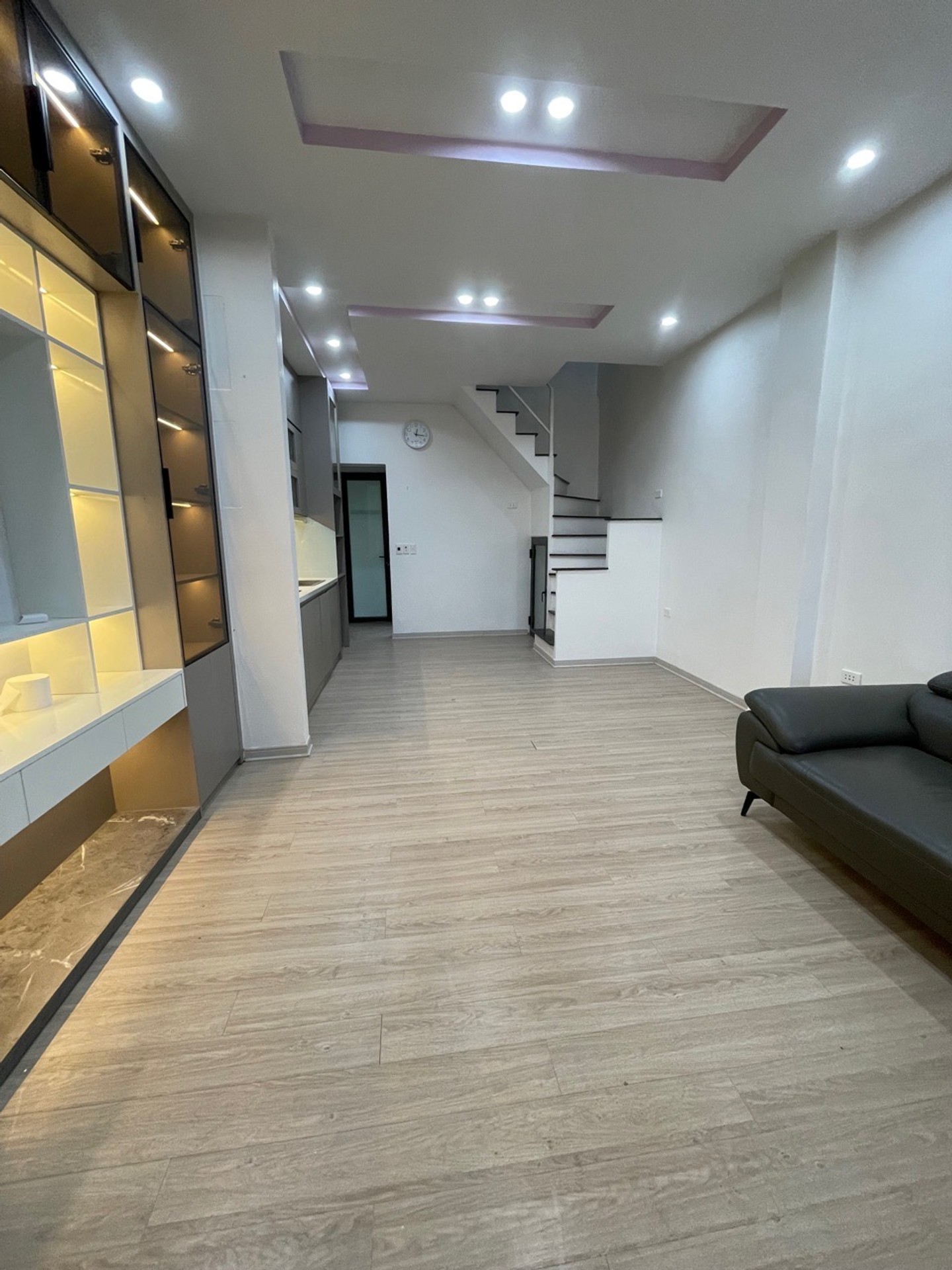 Tập thể Trần Quốc Hoàn - 39/100m² - 3N, 2VS -Cầu Giấy, Hà Nội - 4.3 tỷ