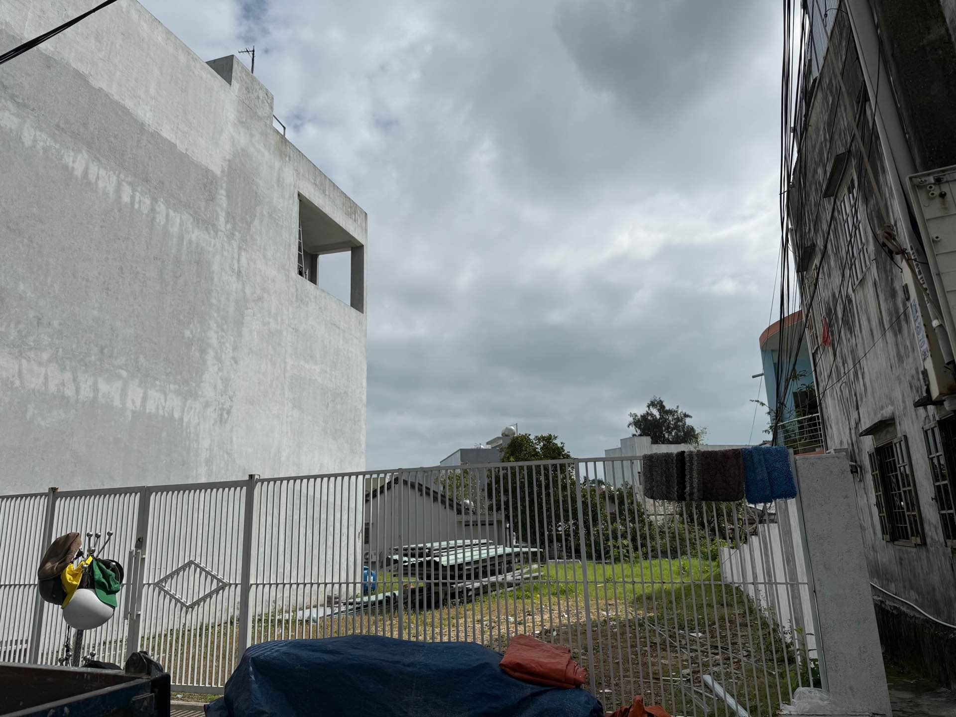 ĐẤT LỚN LÔ GÓC LÊ VĂN HIẾN – 575.8M² – NGAY BIỂN 40 TỶ | 0762,658,925