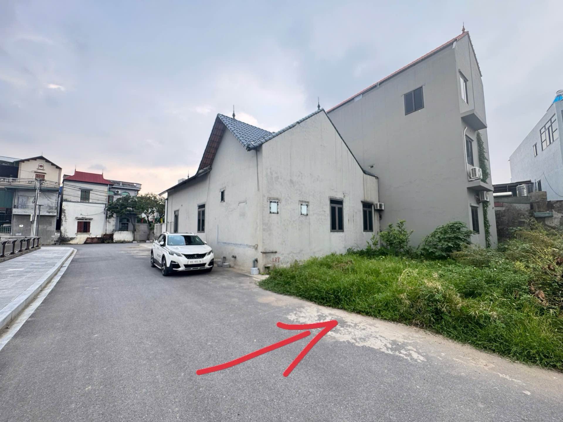 Bán Đất Tại Thôn Chí Trung - Diện Tích 51.5m², Ô Tô Tránh, Giá 4.65 tỷ VNĐ