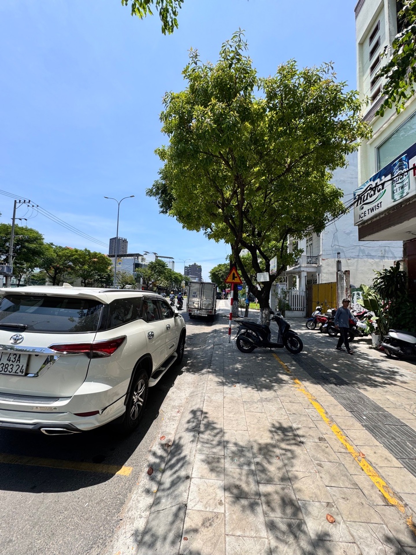 Nhà mặt tiền 3 tháng 2, 191 m² x4 tầng - Hải Châu, Đà Nẵng - 28.6 tỷ