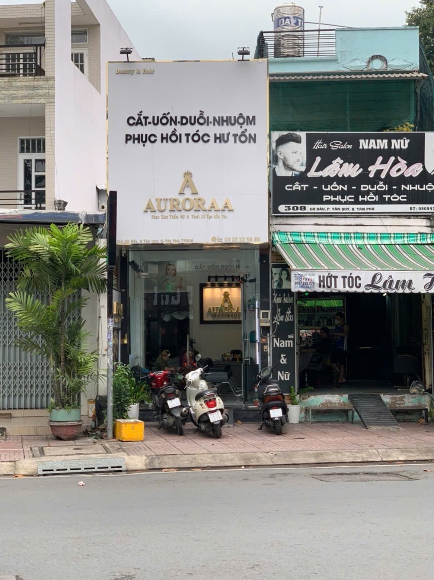 Cơ Hội Vàng: Nhà Mặt Phố Kinh Doanh Đỉnh, Tân Sơn Nhì, Chỉ 10.6 Tỷ!