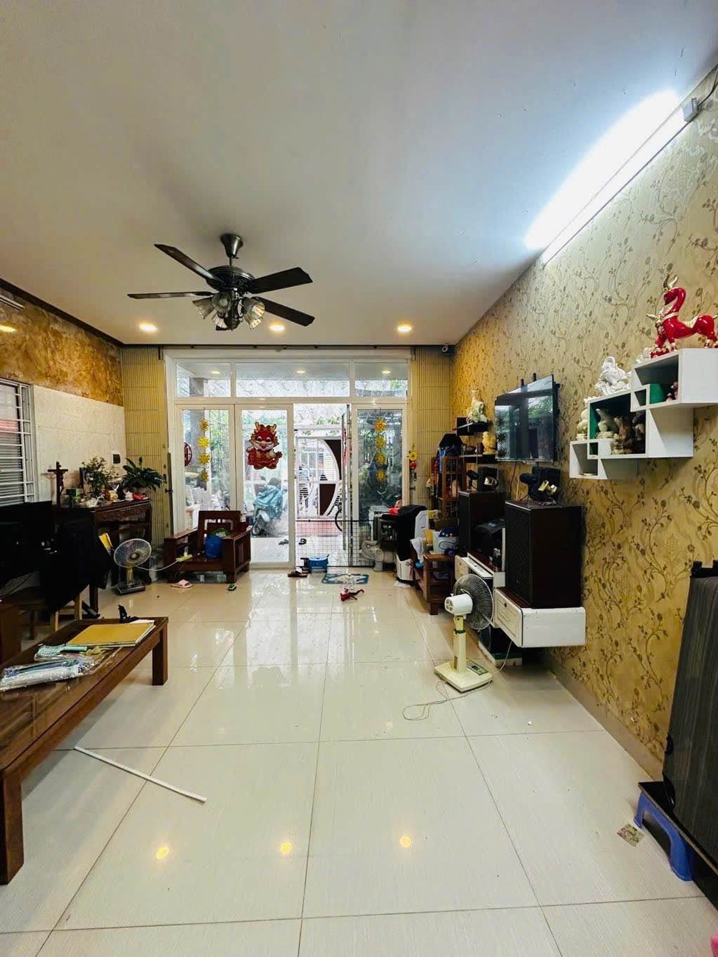 100m² NHÀ 3 TẦNG MT 10M5 – DÒNG TIỀN KHAI THÁC TỐT – SÁT BIỂN SƠN TRÀ | 0762,658,925
- 21.2 tỷ