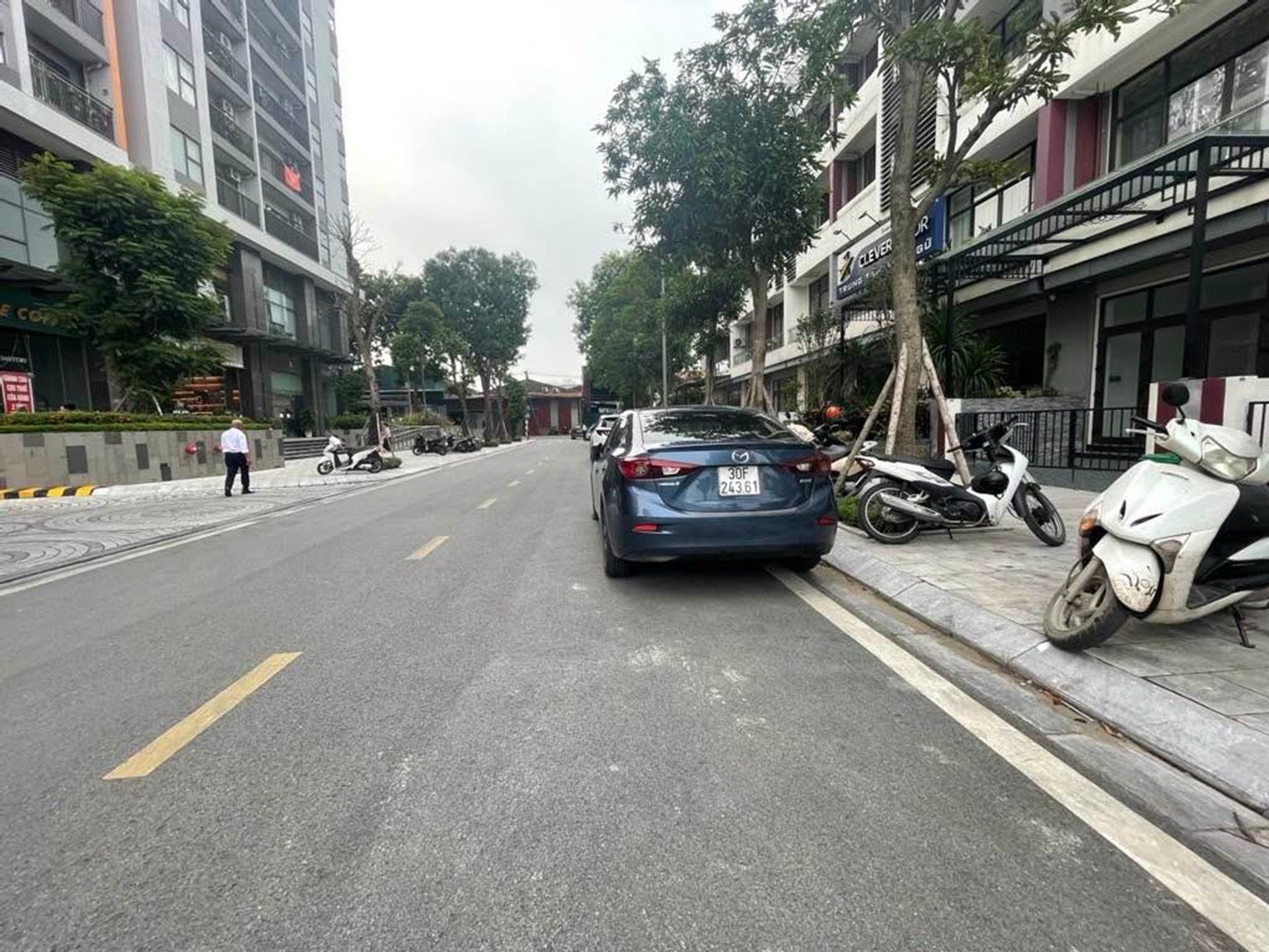 BÁN NHÀ LIỀN KỀ ĐỨC GIANG 78,7M2- 5 Tầng - Kinh doanh, Văn Phòng, Ở sướng - 25 Tỷ