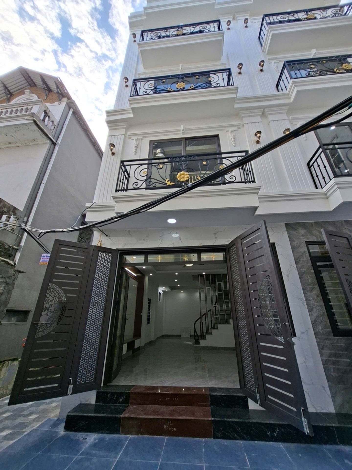 Nhà đẹp lô góc, ngõ nông chỉ 10m ra mặt phố 4 tầng, 65m² tại Đức Giang - 9.1 tỷ
