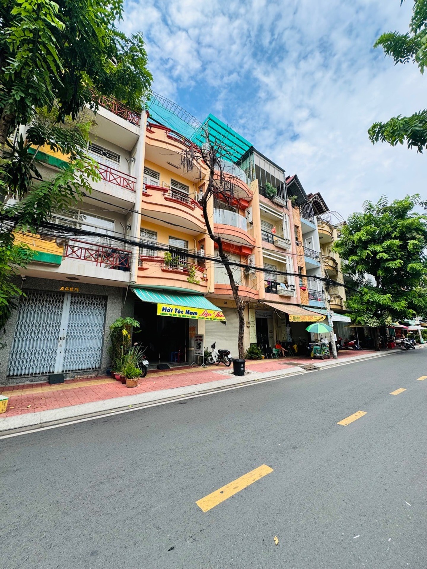 Bán nhà mặt phố giá tốt gần AEON Tạ Quang Bửu Q8, 4 tầng hiện đại.