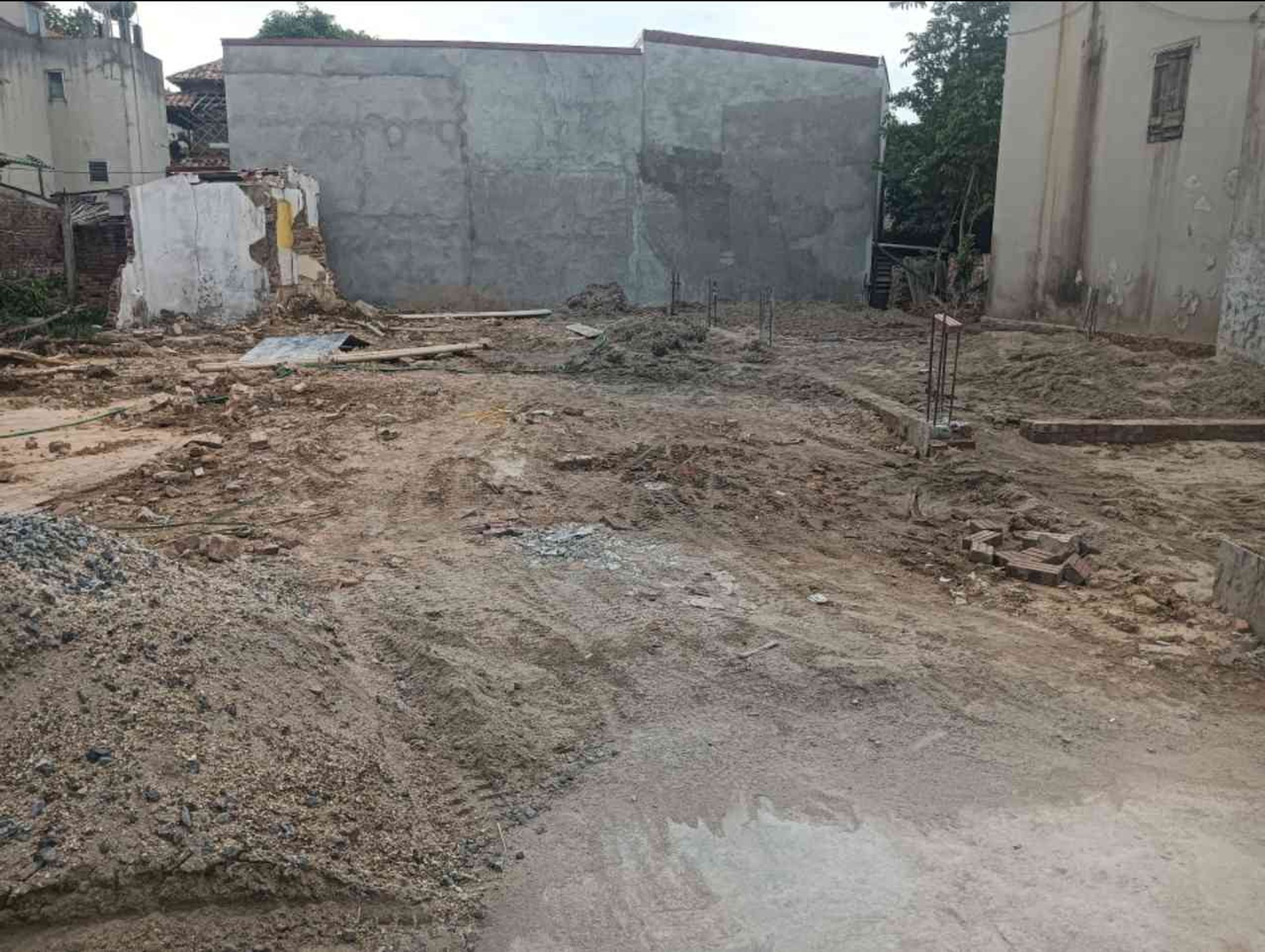 Đất Vàng Nằm Ngay Chợ, Tiện Ích Ngập Tràn!