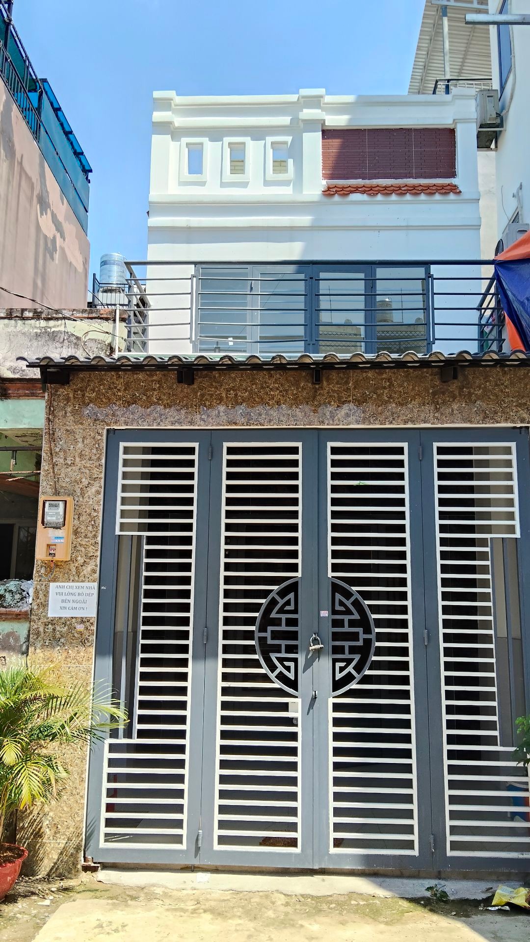 Nhà đẹp Bình Tân - Sẵn sàng với 2 phòng ngủ, chỉ 4.05 tỷ!