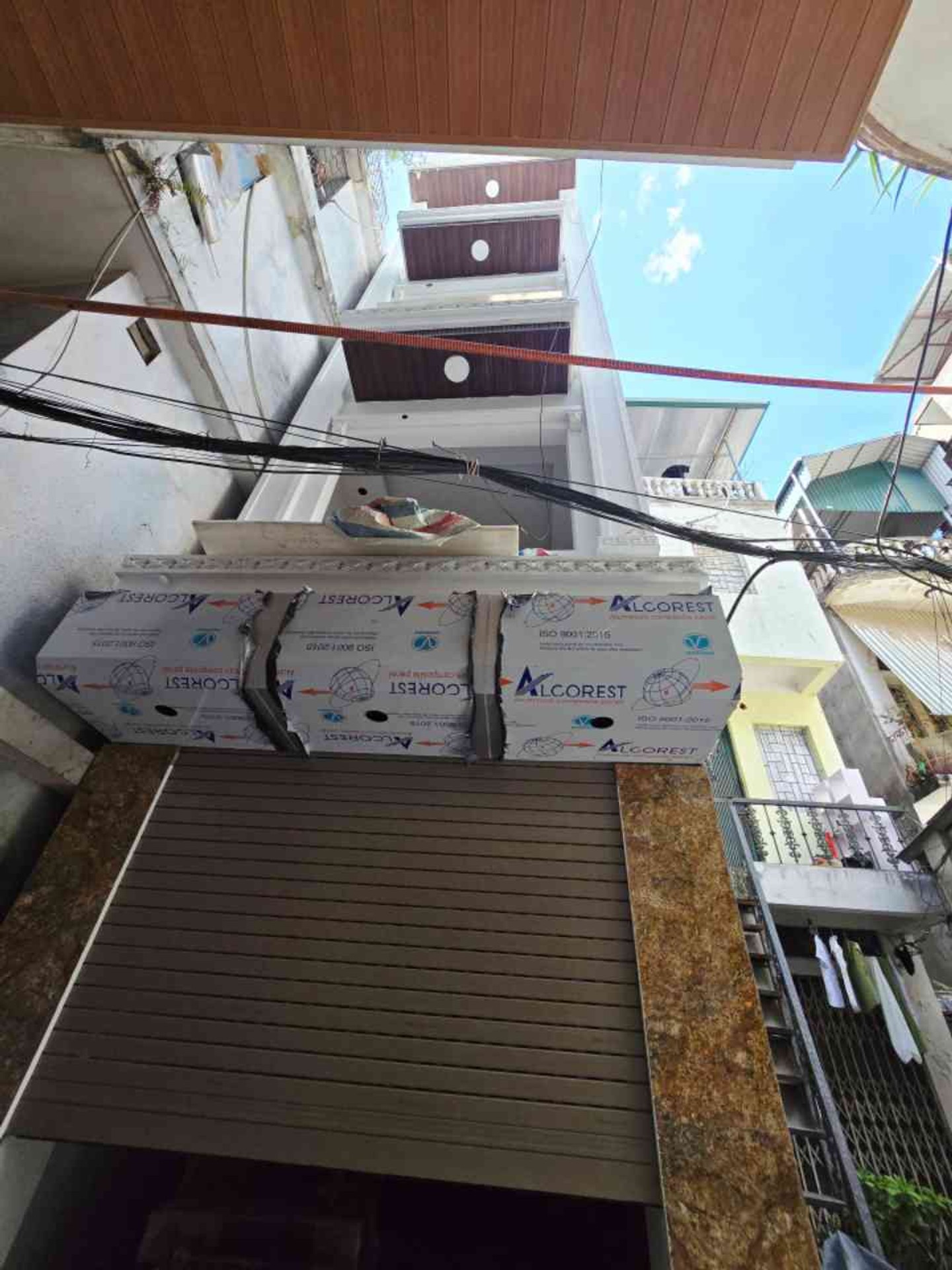 Bán nhà 6 tầng có thang máy Khâm Thiên, giá 8.3 tỷ