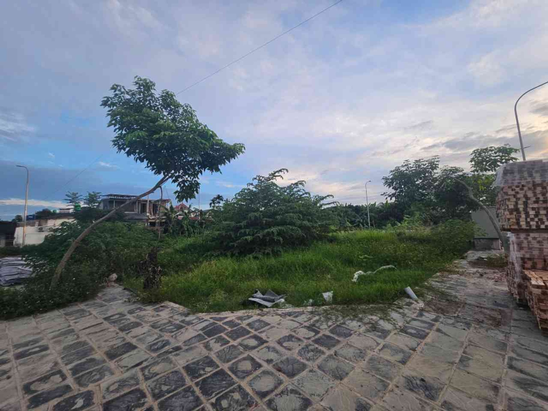 Đất Lô Góc View Hồ - Đầu Tư Ngay -mễ sở - Hưng Yên!