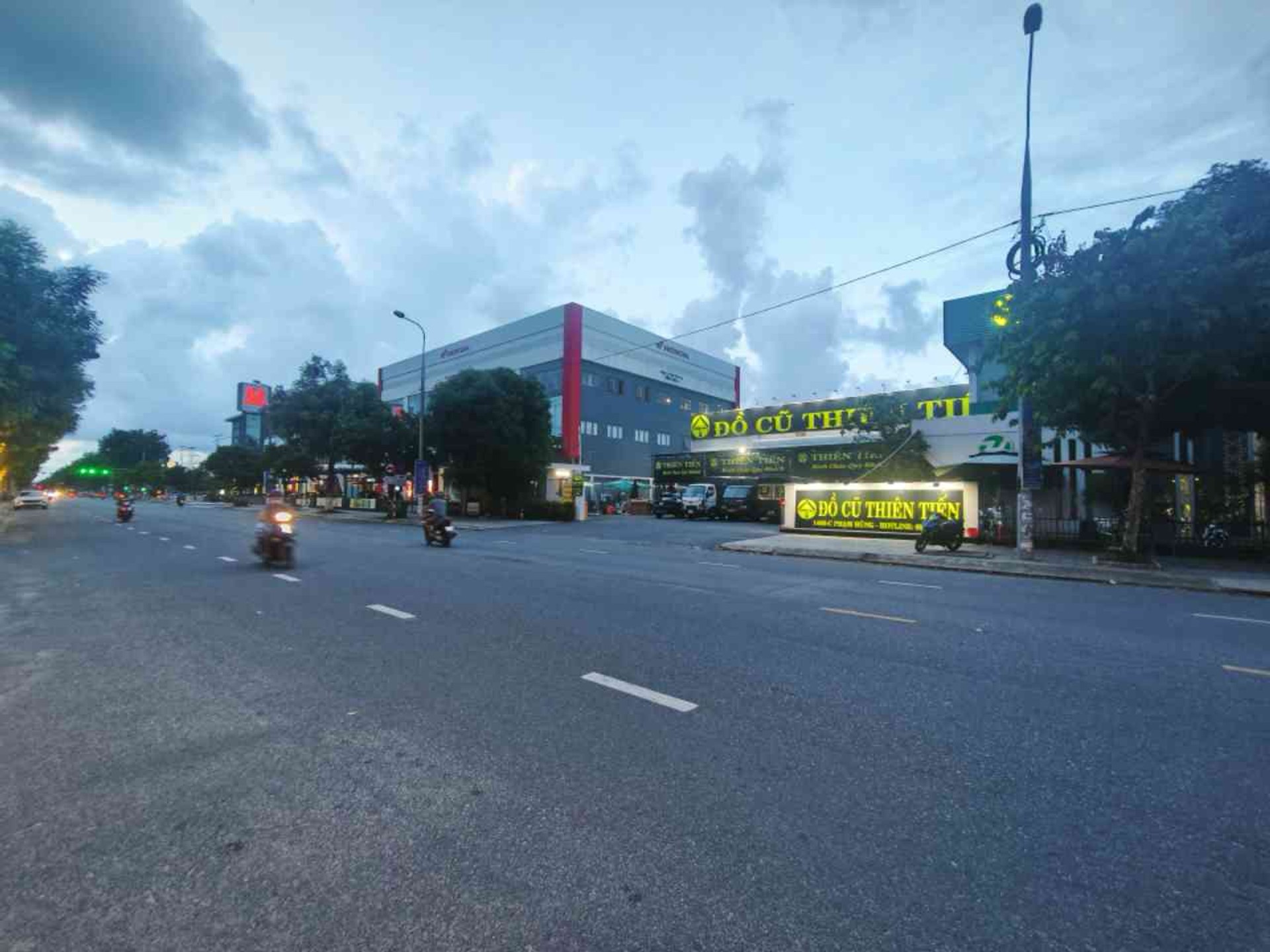Bán kho, nhà xưởng 6900m² Phạm Hùng, Đà Nẵng - Dòng tiền 450 triệu/tháng