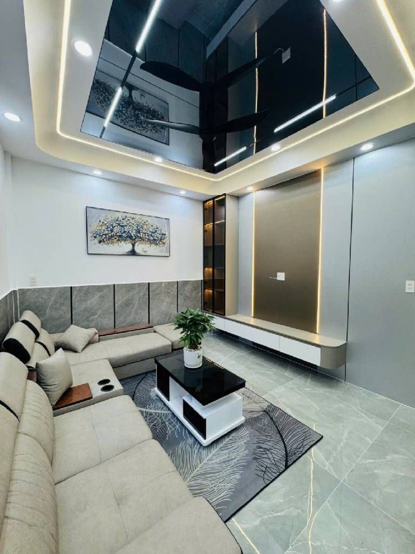 Nhà Đẹp Lung Linh 5 Tầng Ngay Bình Tân - Sở Hữu Ngay!