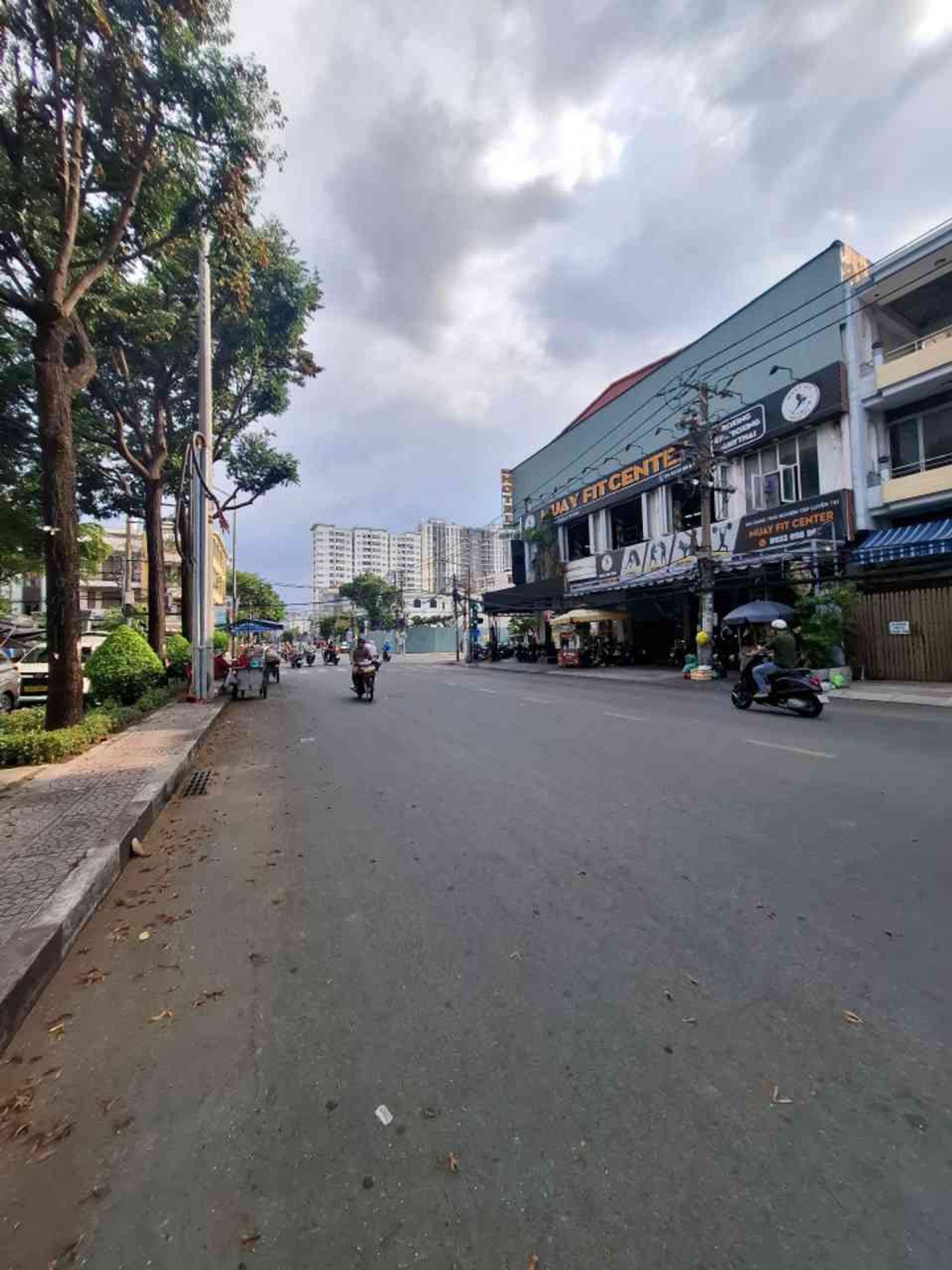 Nhà mặt phố siêu đỉnh ngay trung tâm sầm uất