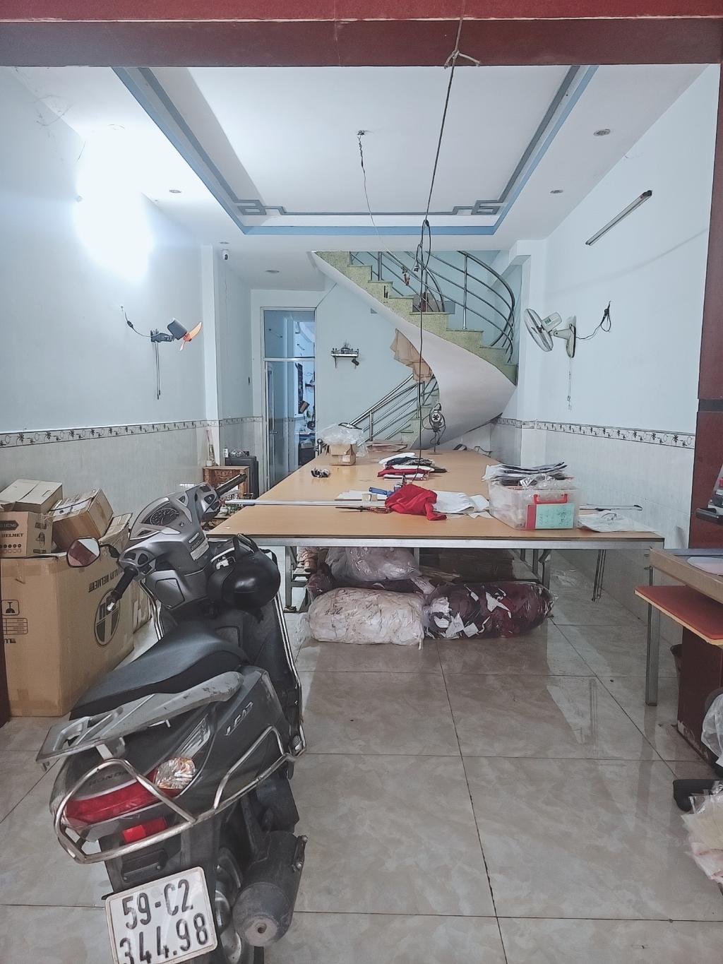 Cơ Hội Đầu Tư Nhà Đẹp Giá Tốt Tại Bình Tân - Chỉ Với 6.6 Tỷ!
