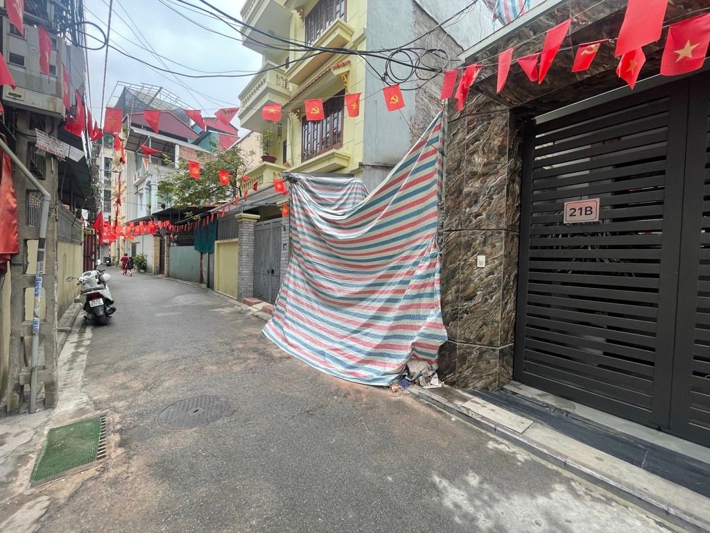 Nhà trong ngõ, ngách, hẻm - 47m² - Việt Hưng, Long Biên, Hà Nội - 8.95 tỷ